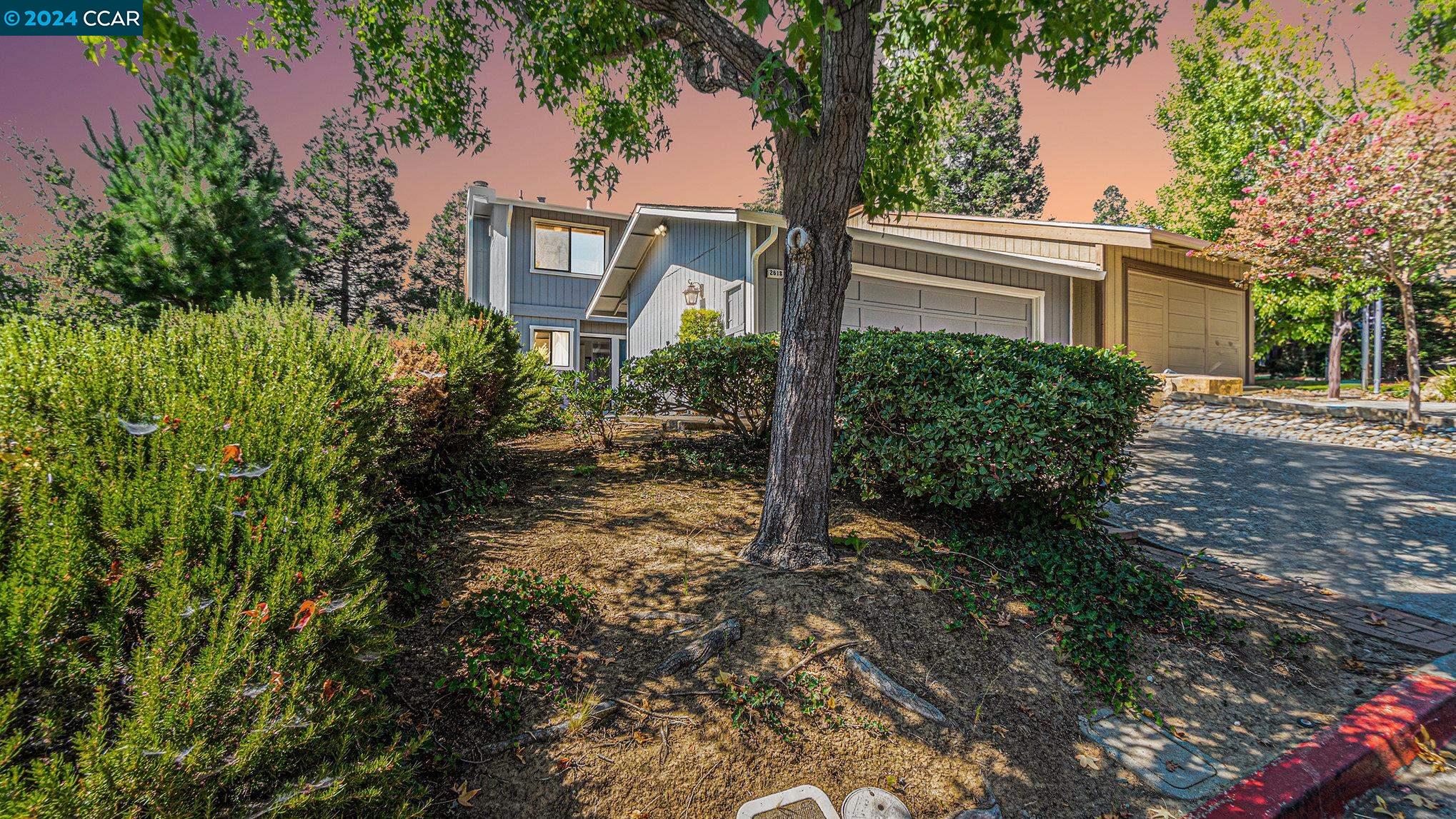 Detail Gallery Image 1 of 1 For 2618 Star Tree Ct, Martinez,  CA 94553 - 3 Beds | 2/1 Baths