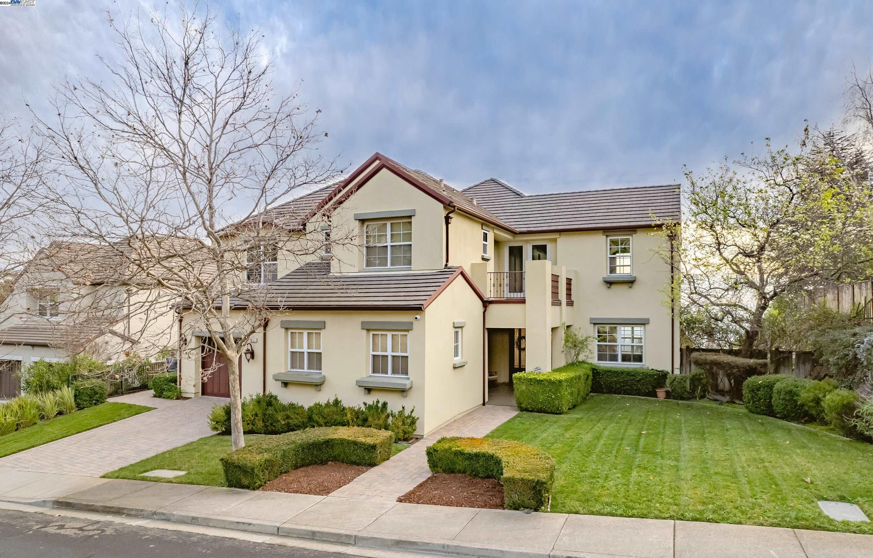 Detail Gallery Image 1 of 1 For 7851 Galway Ct, Dublin,  CA 94568 - 5 Beds | 3/2 Baths