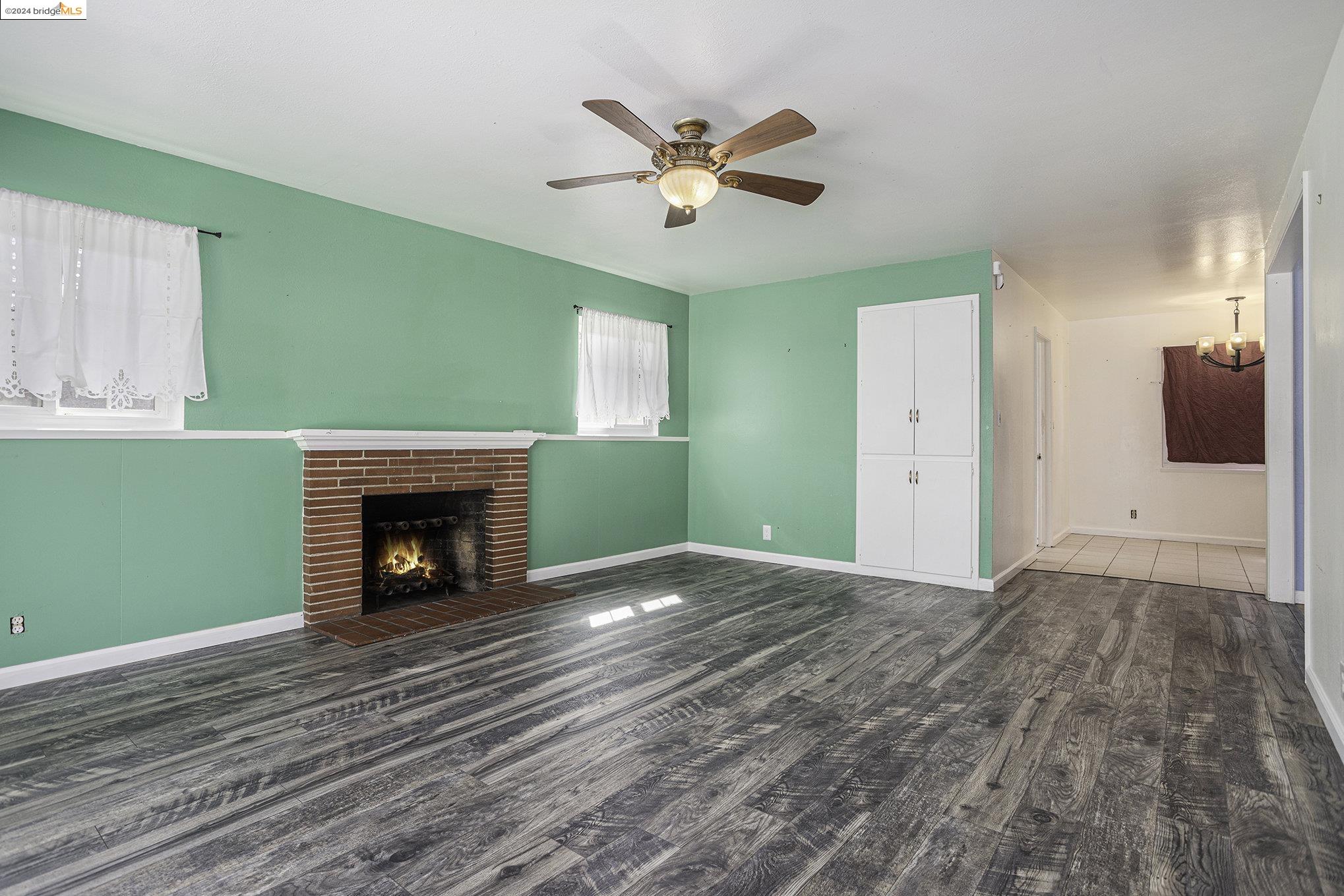 Detail Gallery Image 7 of 24 For 225 E El Campo Ave, Stockton,  CA 95207 - 3 Beds | 2 Baths