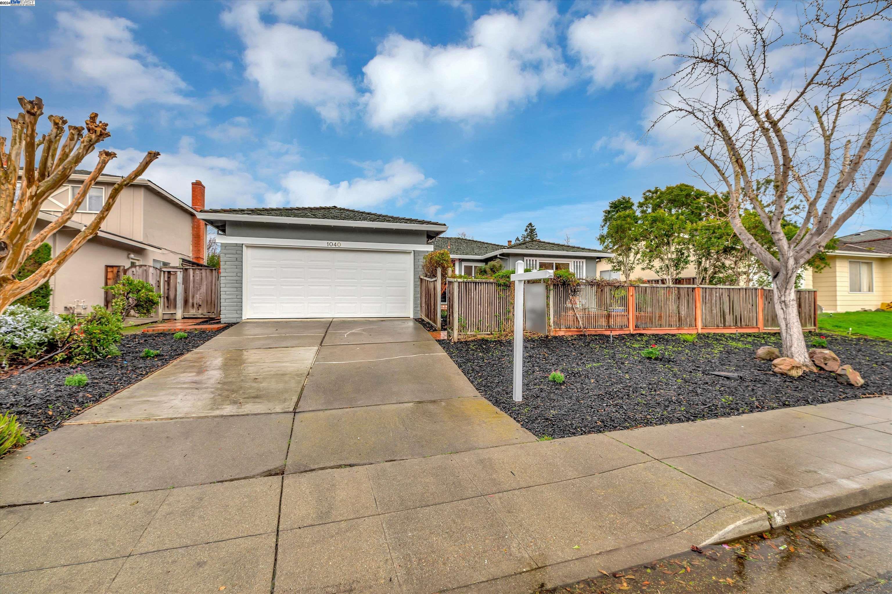 Detail Gallery Image 1 of 1 For 1040 Fernleaf Dr, Sunnyvale,  CA 94086 - 3 Beds | 2 Baths