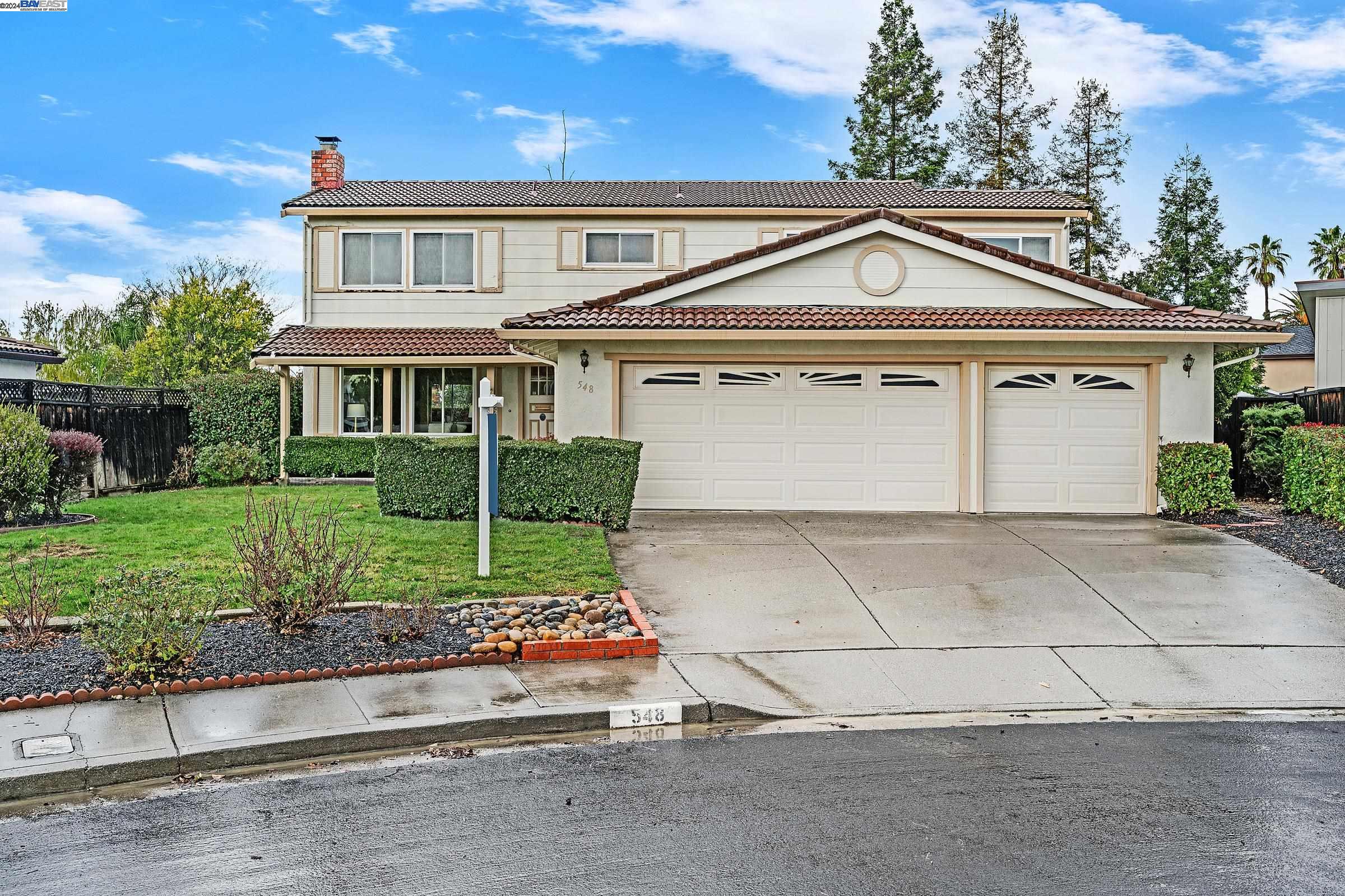 Detail Gallery Image 1 of 1 For 548 Malbec Ct, Pleasanton,  CA 94566 - 4 Beds | 2/1 Baths