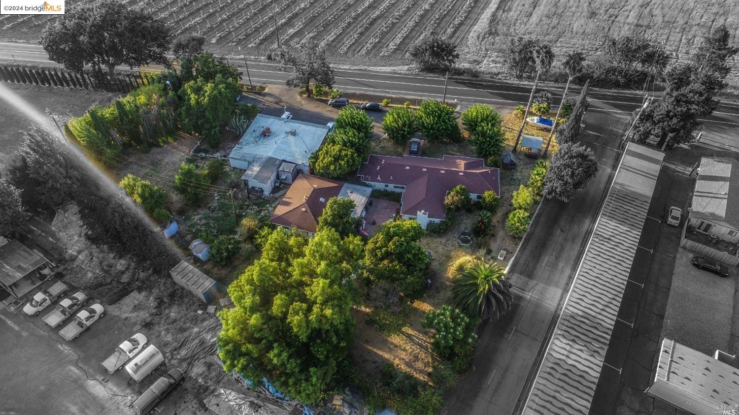 Front Image Thumbnail for EB41049533