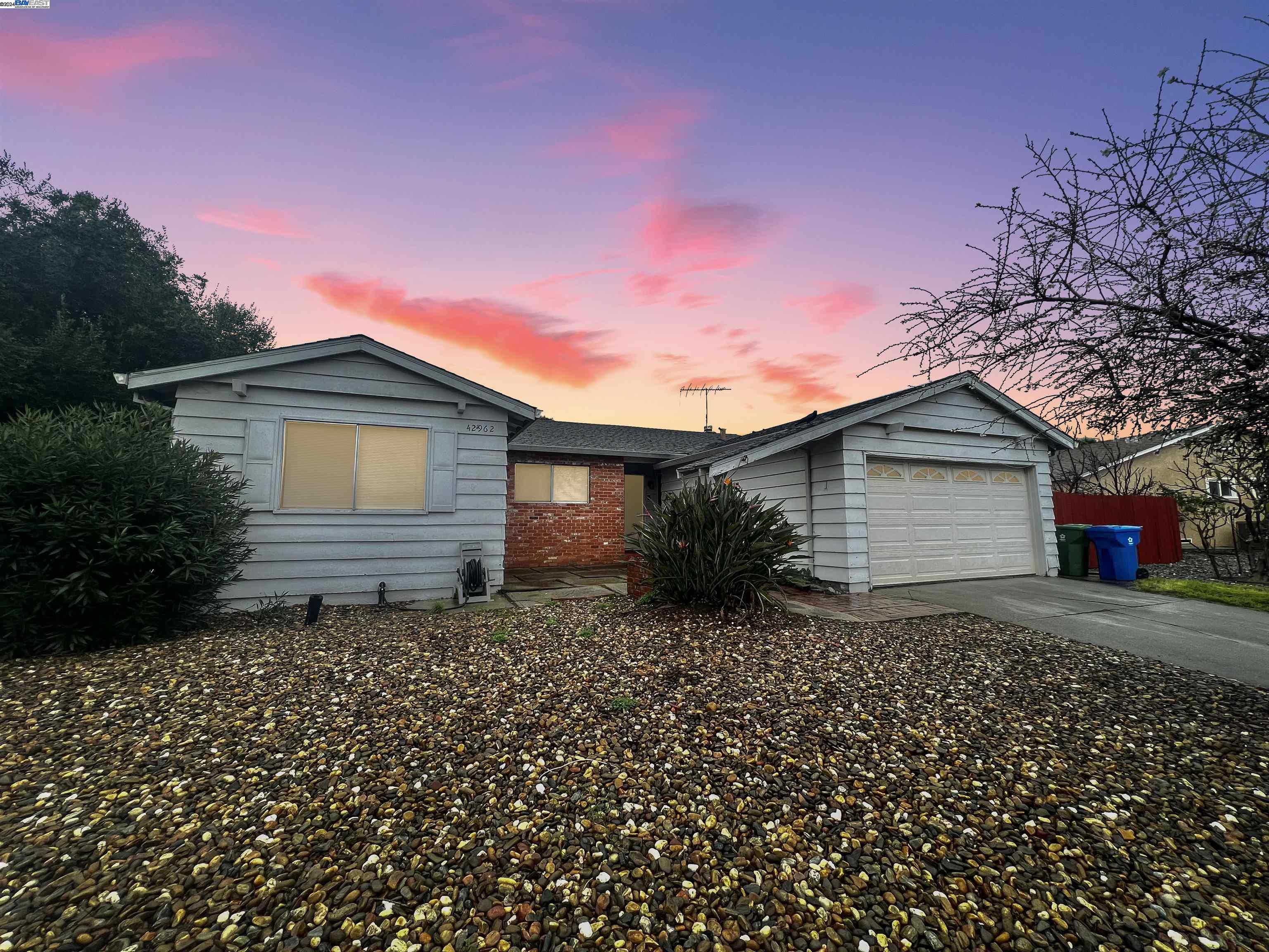 Detail Gallery Image 1 of 1 For 42962 Everglades Park Dr, Fremont,  CA 94538 - 4 Beds | 2 Baths