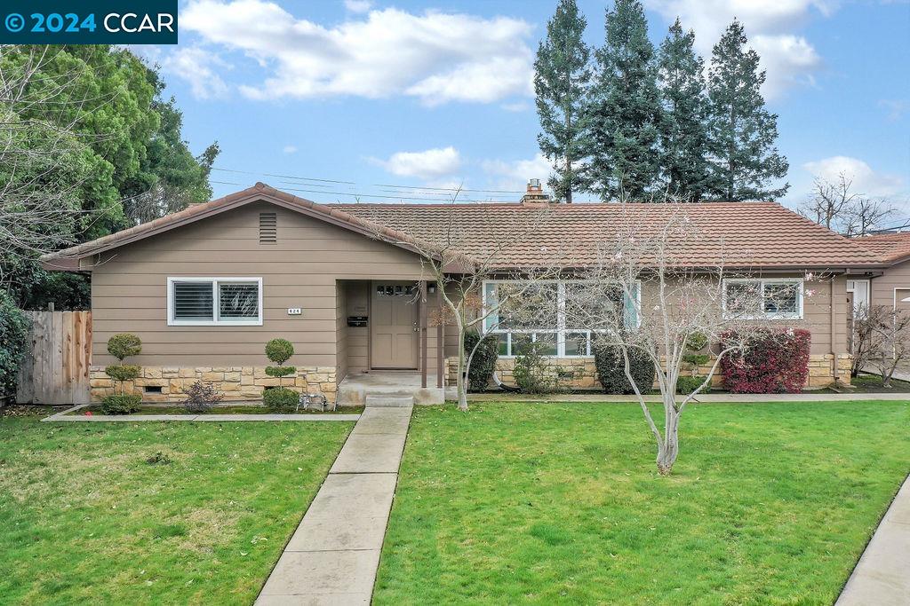 Detail Gallery Image 1 of 1 For 424 Gerard Dr, Lodi,  CA 95242 - 3 Beds | 2 Baths