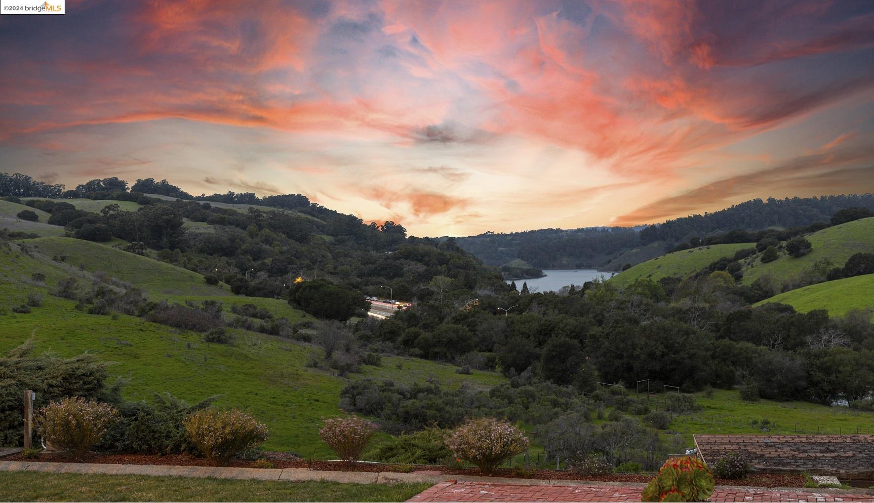 Front Image Thumbnail for EB41049755