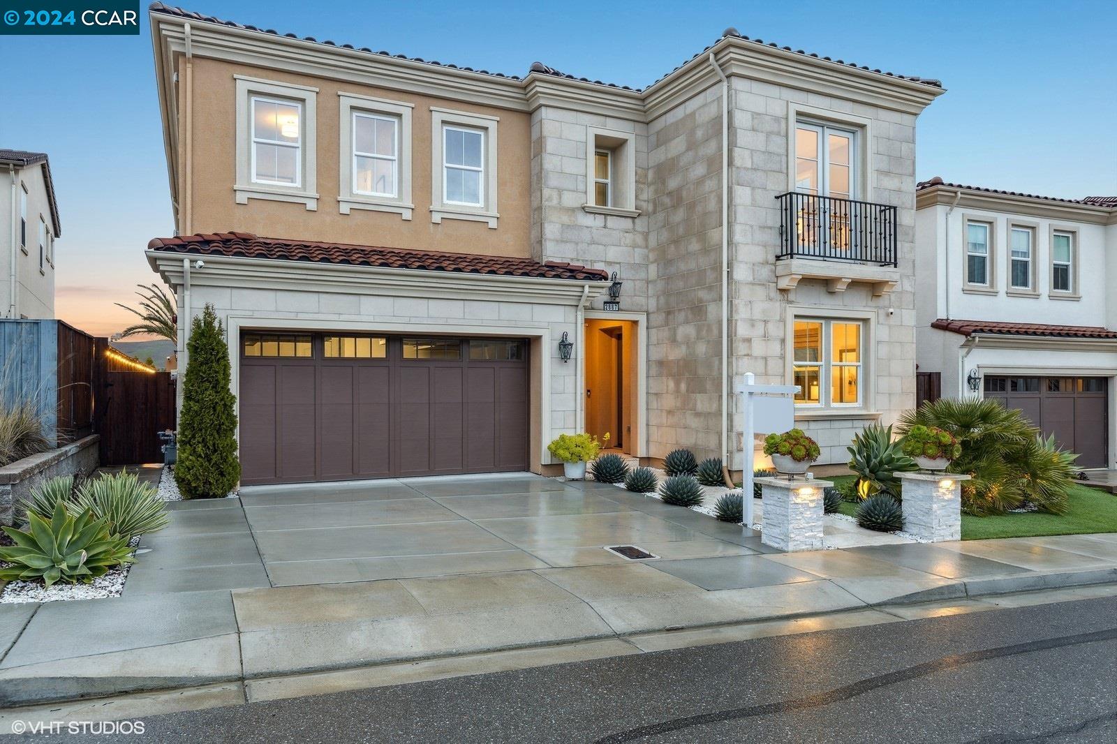 Detail Gallery Image 1 of 1 For 2887 Tulare Hills Dr, Dublin,  CA 94568 - 5 Beds | 5/1 Baths