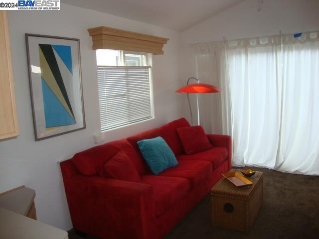 Detail Gallery Image 7 of 14 For 1468 Grand Ave #40,  San Leandro,  CA 94577 - 1 Beds | 1 Baths