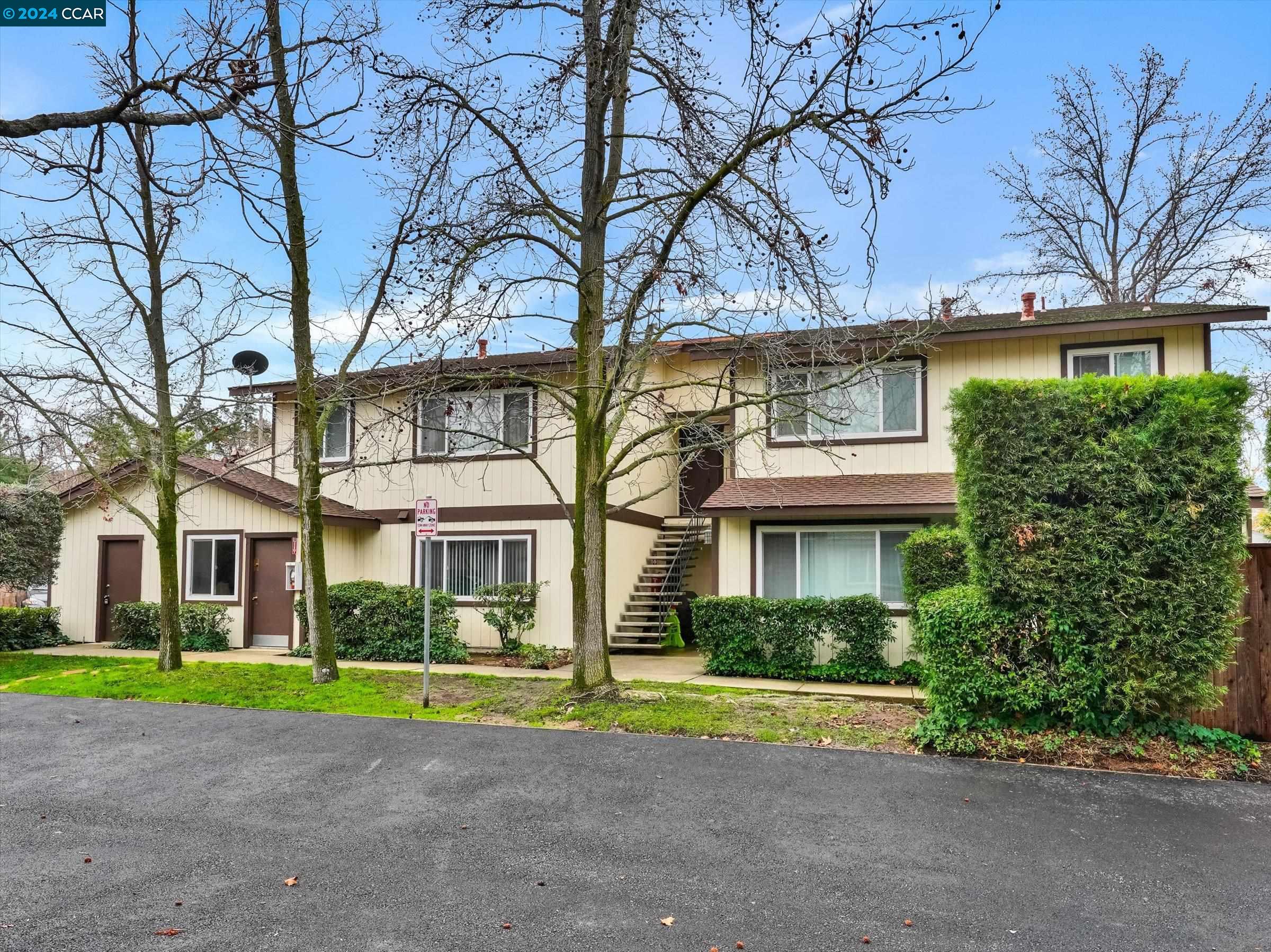 Detail Gallery Image 1 of 1 For 1320 Kenwal Rd, Concord,  CA 94521 - – Beds | – Baths