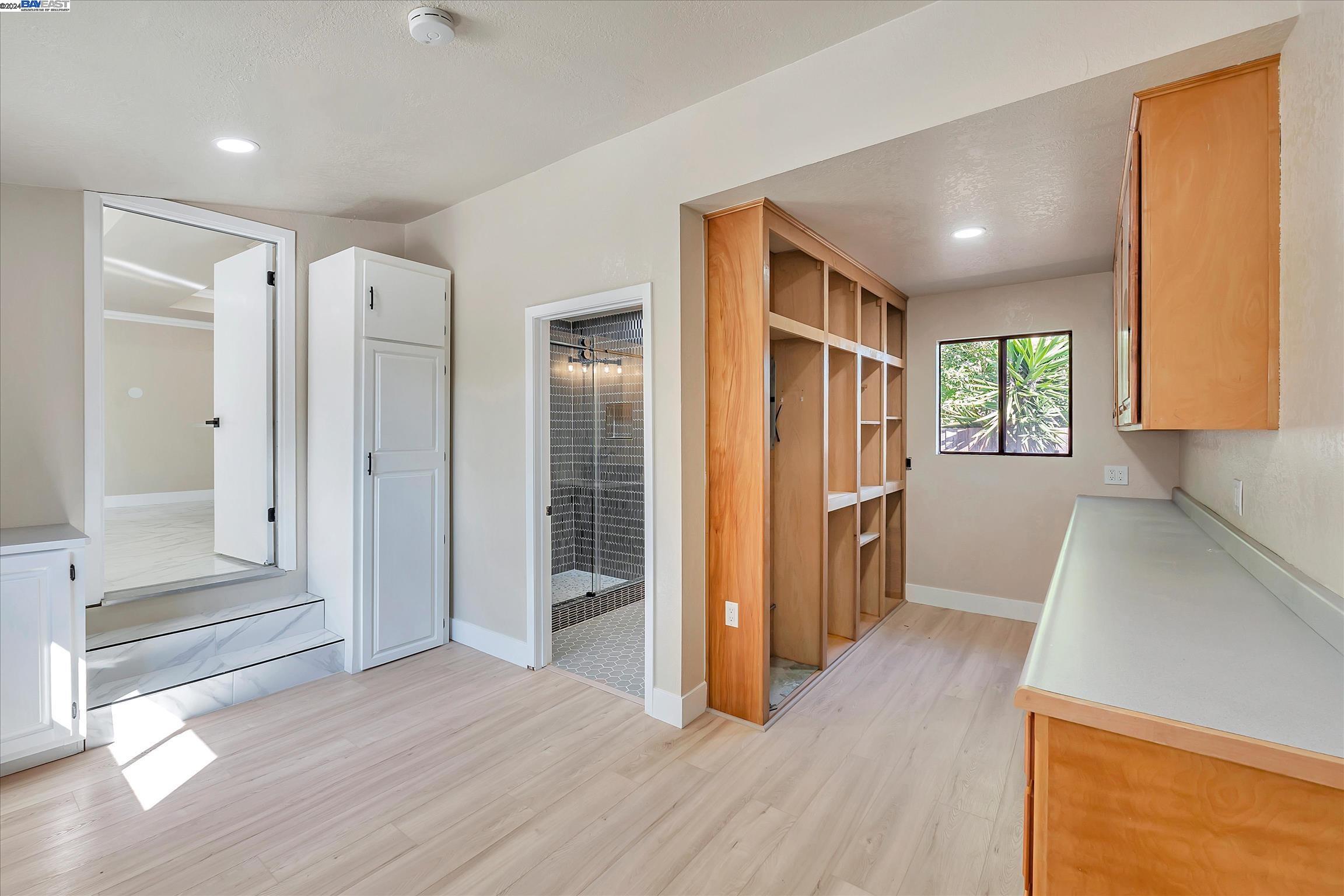 Detail Gallery Image 10 of 60 For 4280 Hillview Dr, Pittsburg,  CA 94565 - 5 Beds | 4/1 Baths