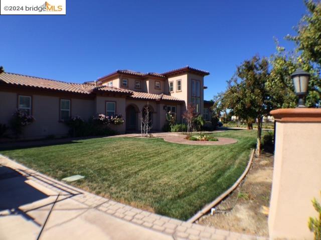 Detail Gallery Image 1 of 1 For 8474 Vine Lane, Tracy,  CA 95304 - 5 Beds | 5/1 Baths