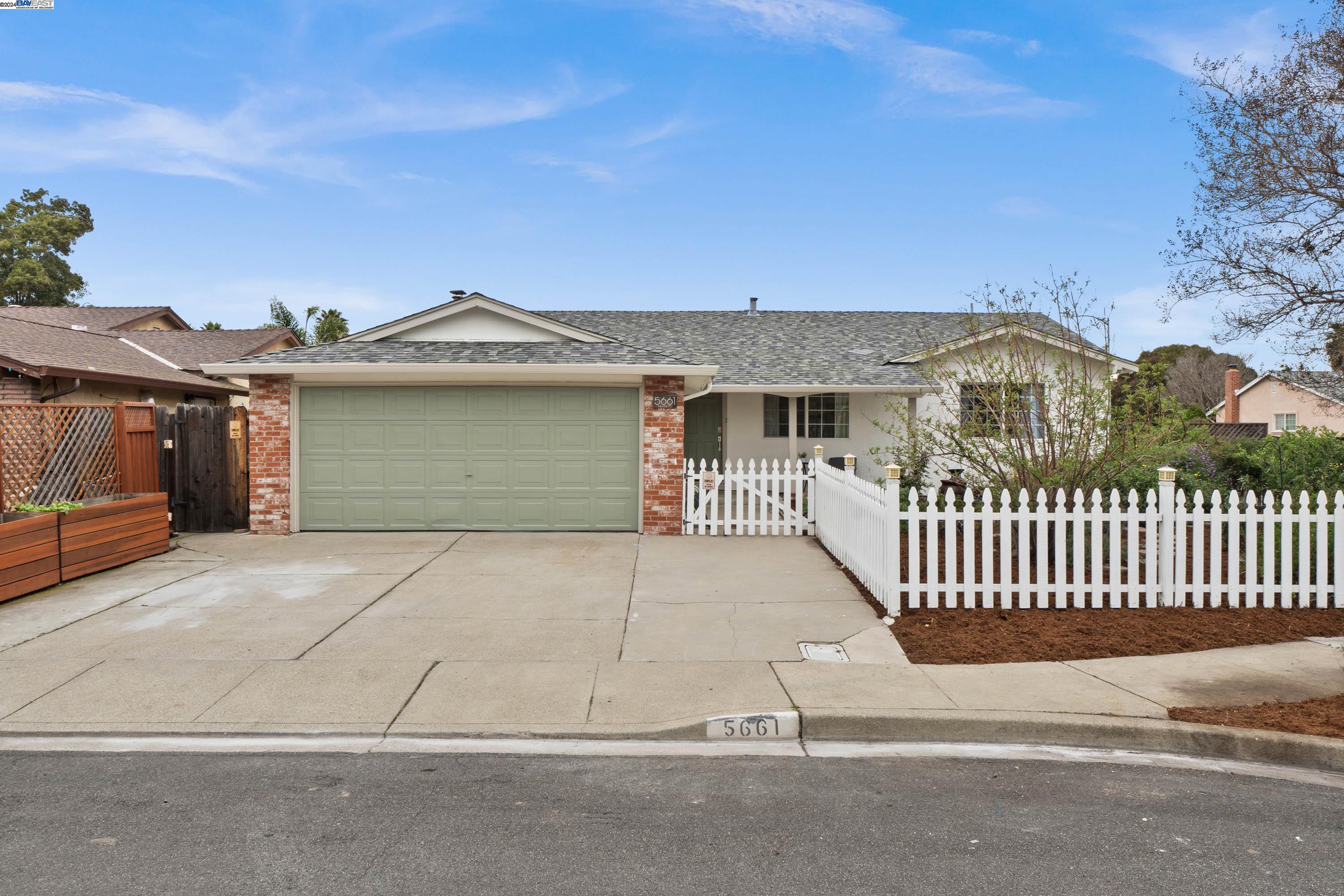 Detail Gallery Image 1 of 1 For 5661 Lemke Pl, Fremont,  CA 94538 - 4 Beds | 2 Baths