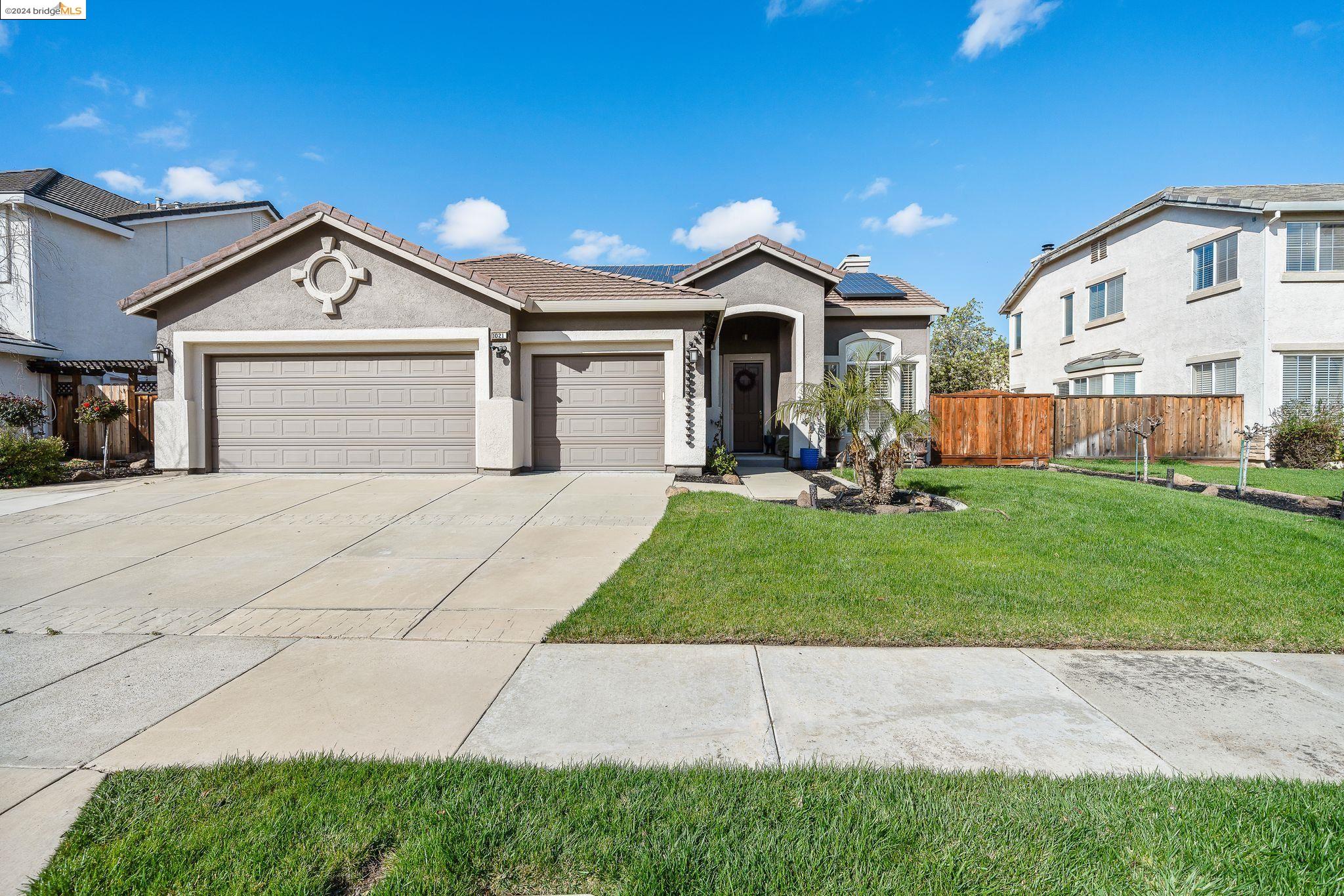 Detail Gallery Image 1 of 1 For 1021 Chamomile Ln, Brentwood,  CA 94513 - 3 Beds | 2 Baths