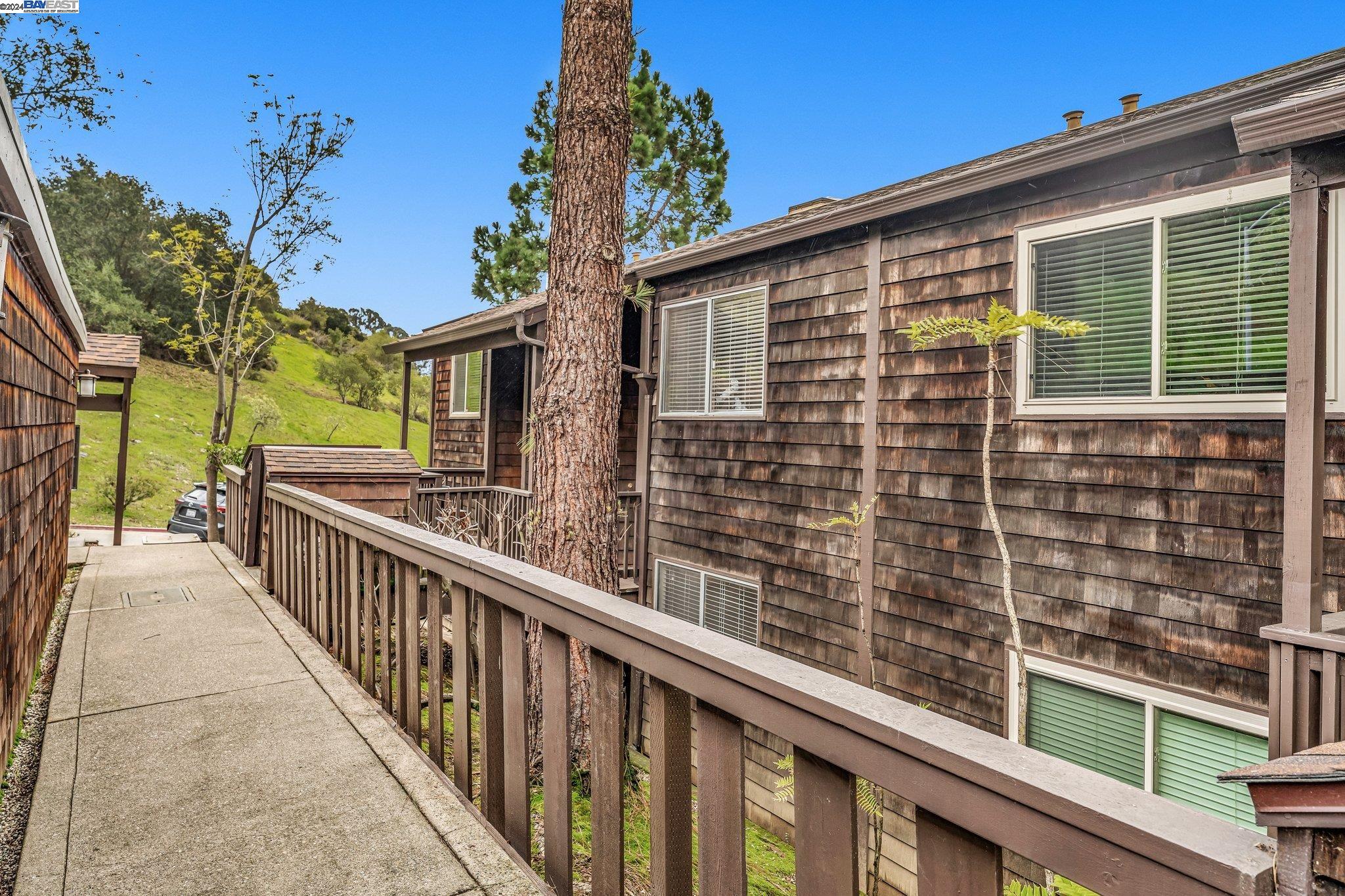 Photo #4: 41050642 Listing 