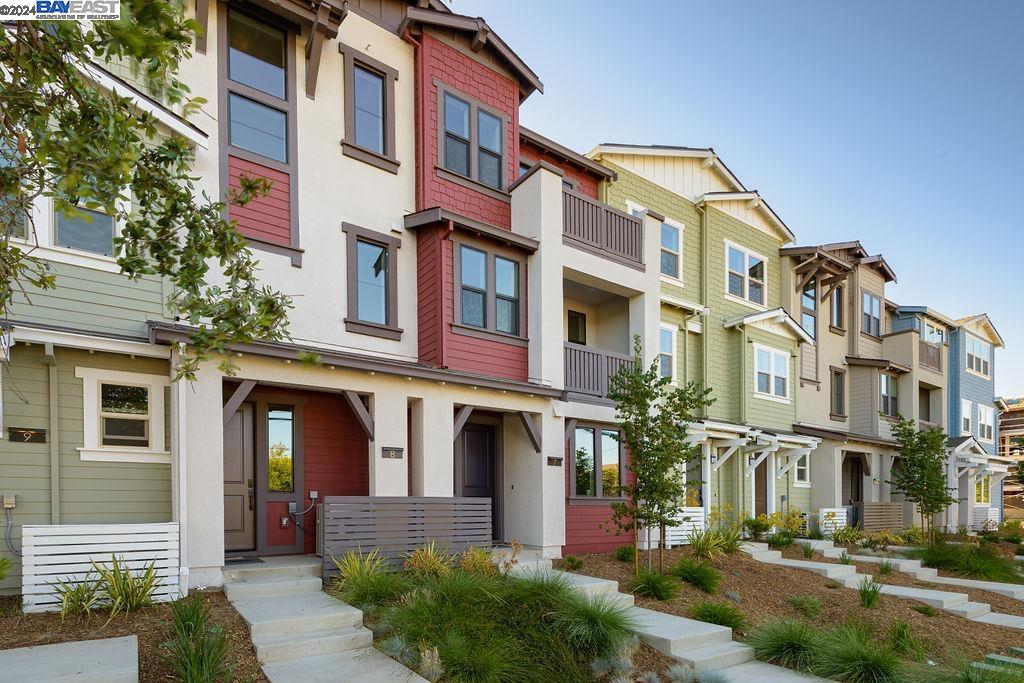 Detail Gallery Image 1 of 1 For 931 Noble Fir Terrace #6,  Sunnyvale,  CA 94086 - 2 Beds | 2/1 Baths