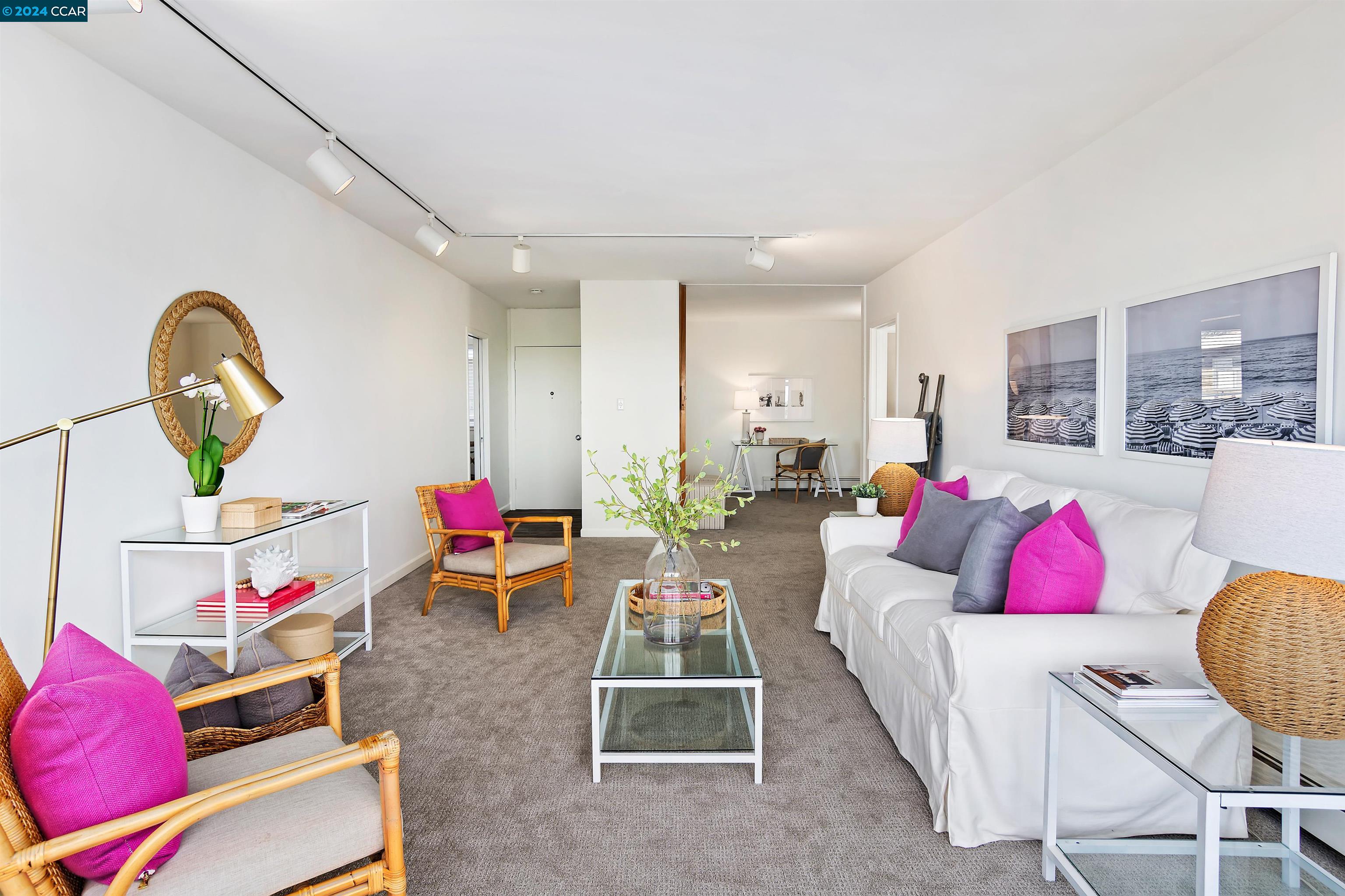 Detail Gallery Image 11 of 53 For 2601 College Ave #309,  Berkeley,  CA 94704 - 2 Beds | 2 Baths