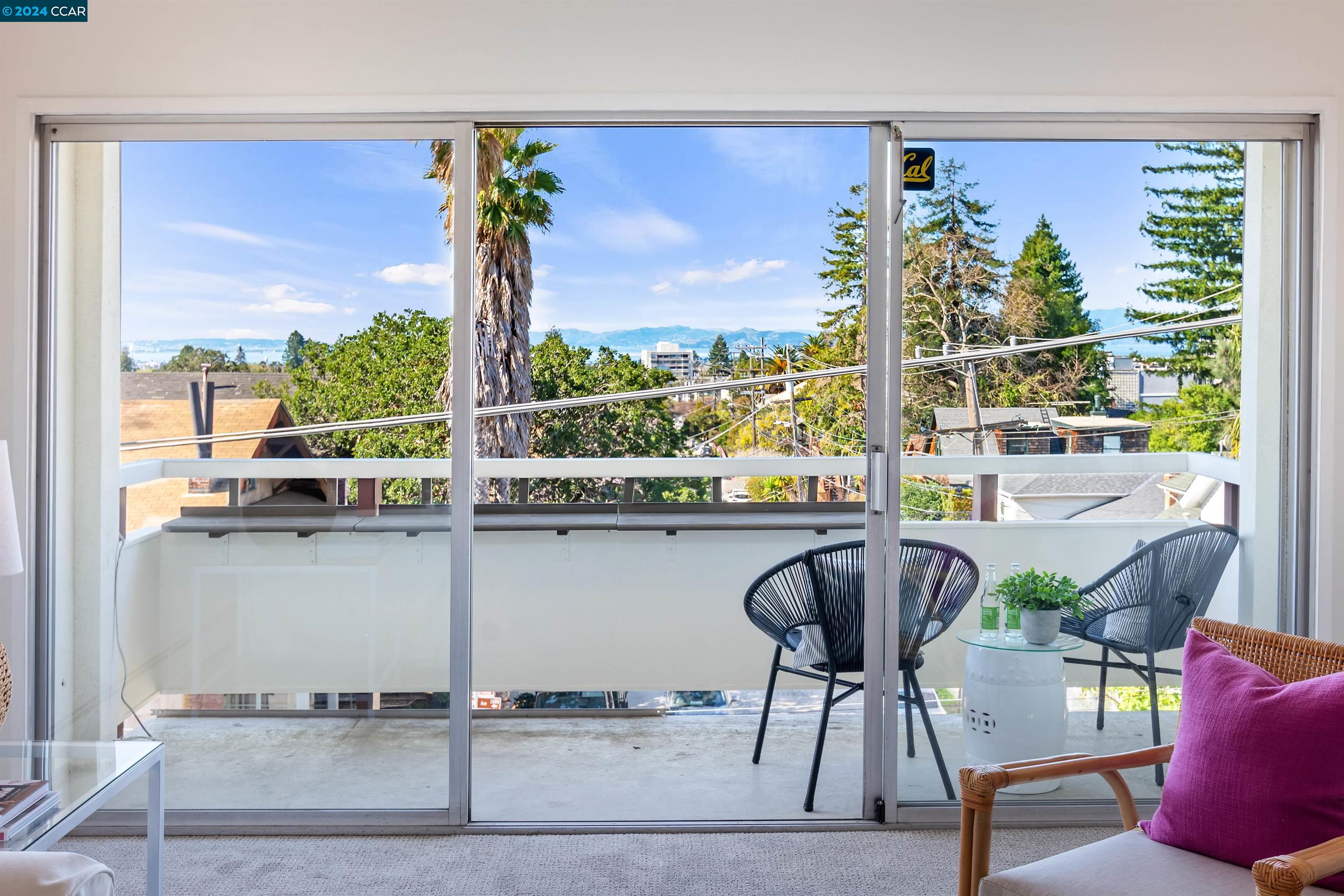 Detail Gallery Image 7 of 53 For 2601 College Ave #309,  Berkeley,  CA 94704 - 2 Beds | 2 Baths