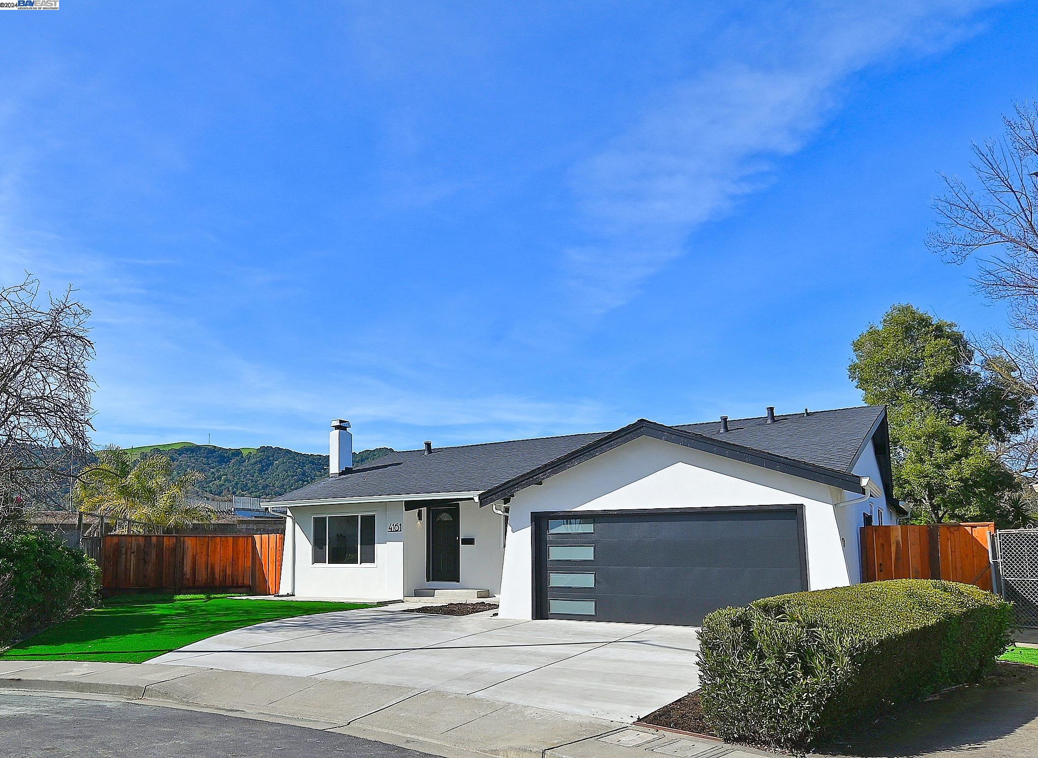 Detail Gallery Image 1 of 1 For 4161 Fargo Ct, Pleasanton,  CA 94588 - 4 Beds | 2 Baths