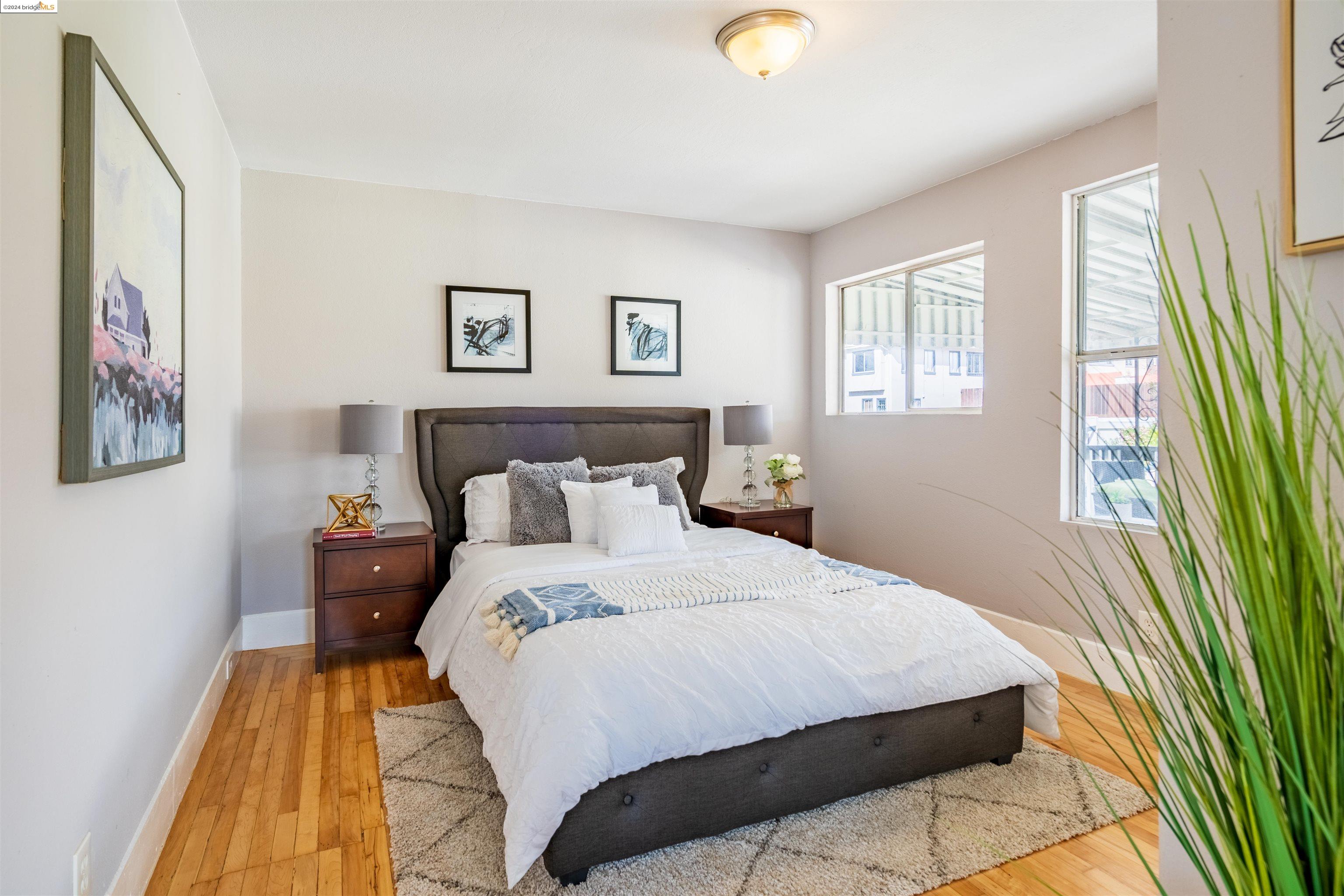 Detail Gallery Image 8 of 43 For 725 E 21st St, Oakland,  CA 94606 - 3 Beds | 1 Baths