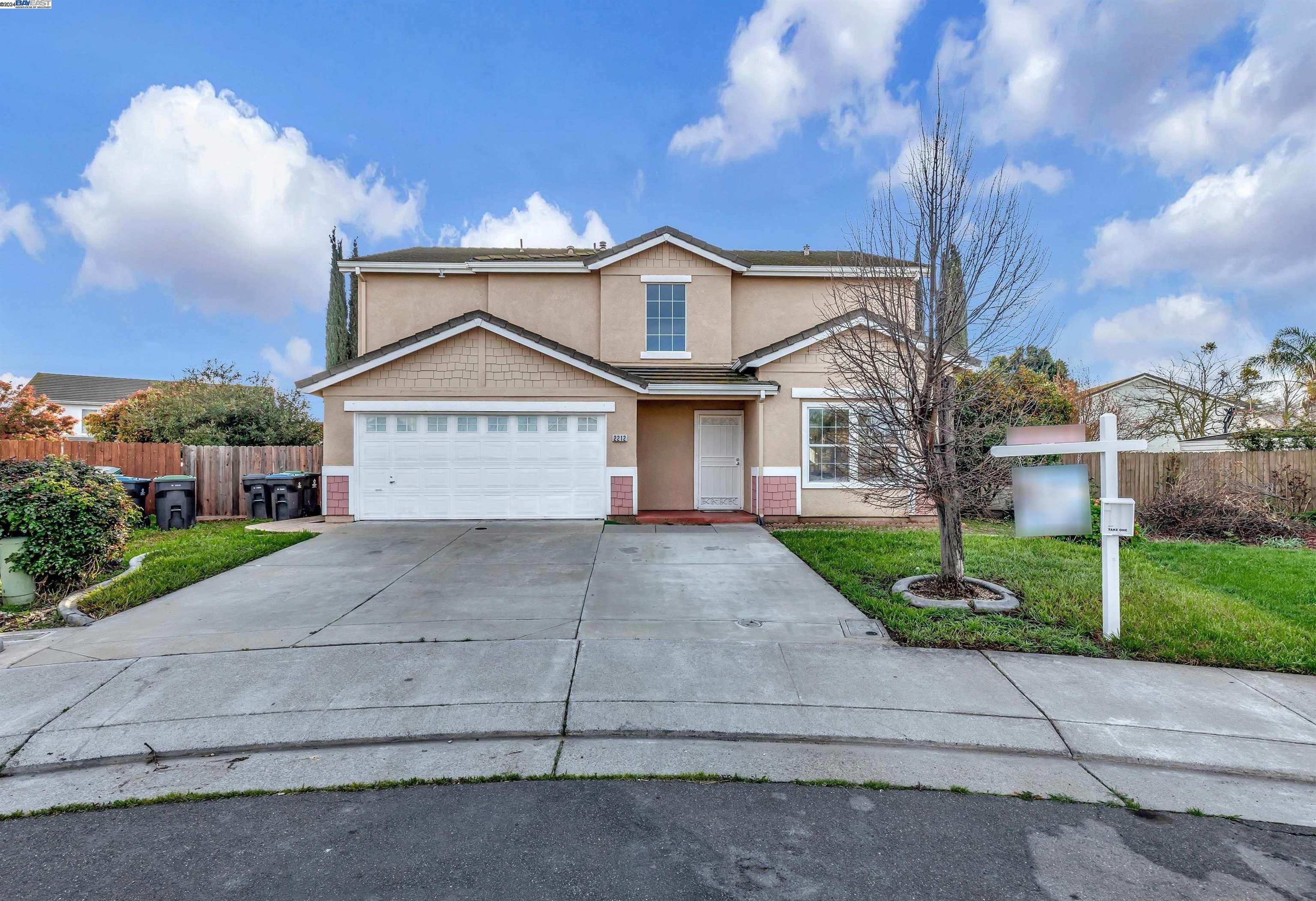 Detail Gallery Image 1 of 1 For 2212 Barnacle Ct, Stockton,  CA 95206 - 4 Beds | 2/1 Baths