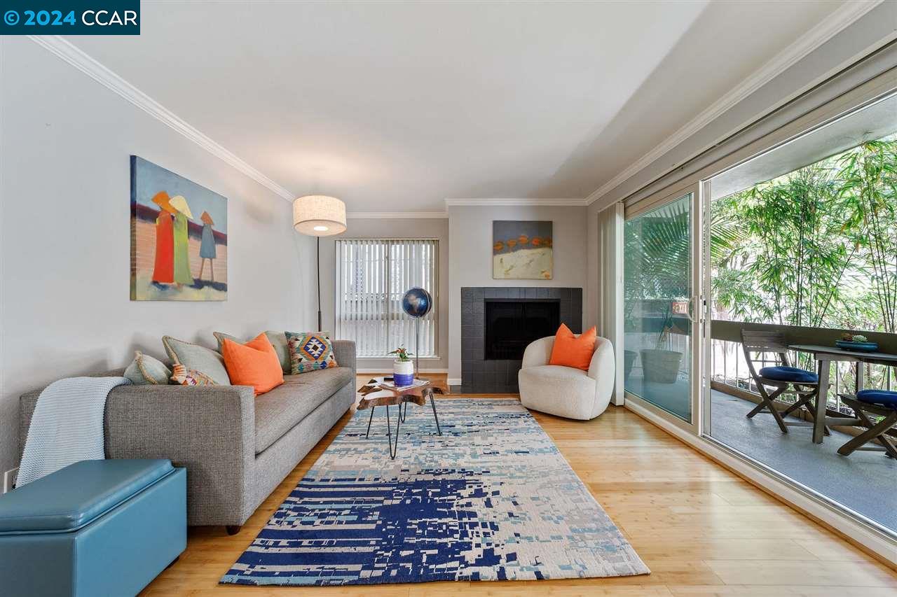 Detail Gallery Image 1 of 36 For 66 Fairmount Ave #219,  Oakland,  CA 94611 - 2 Beds | 2 Baths