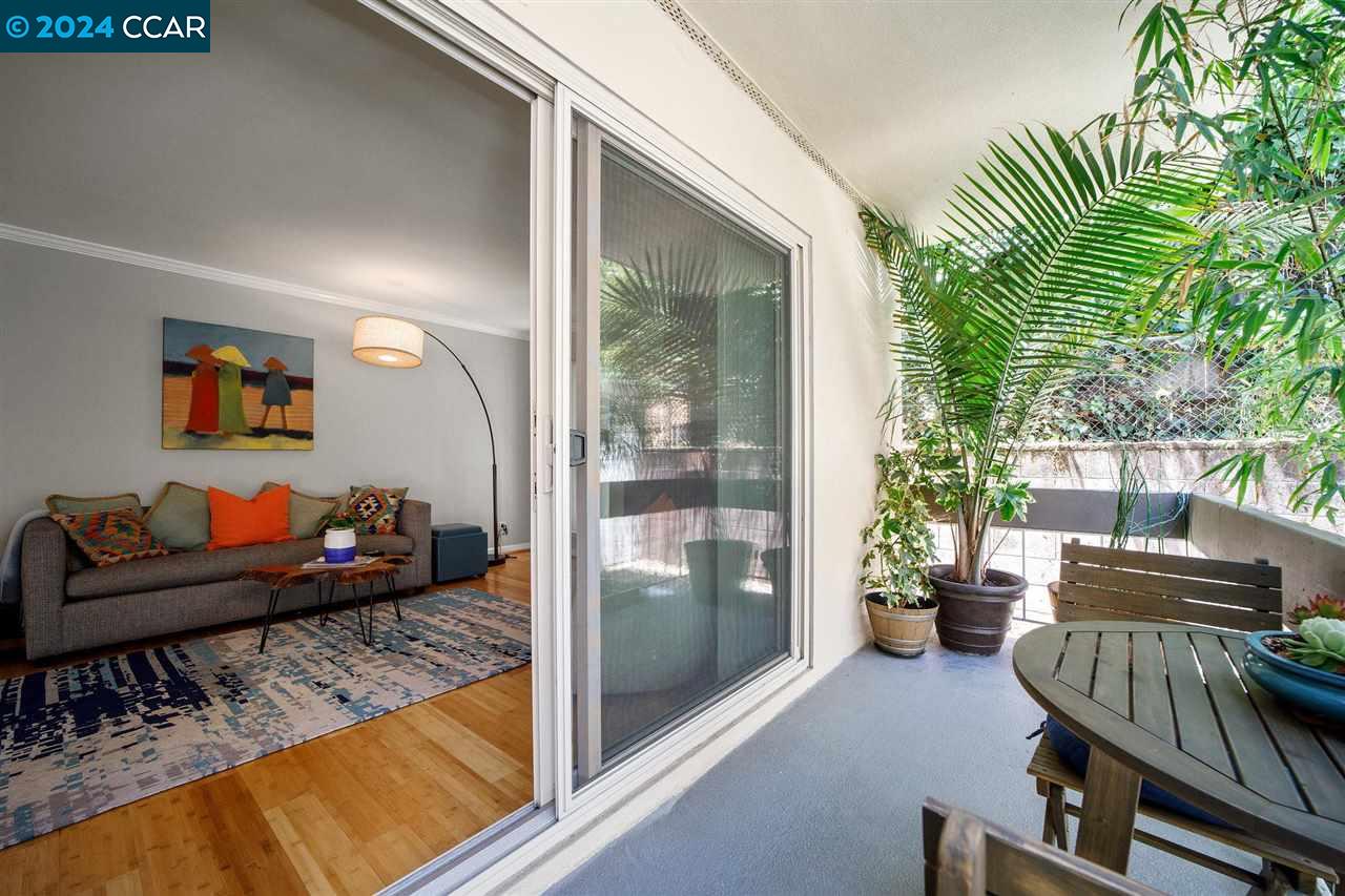 Detail Gallery Image 20 of 36 For 66 Fairmount Ave #219,  Oakland,  CA 94611 - 2 Beds | 2 Baths
