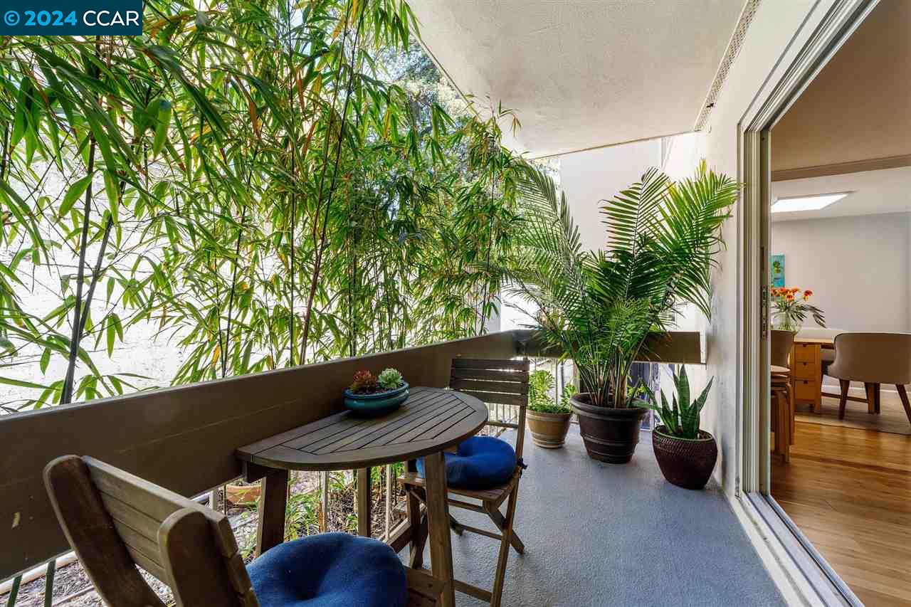 Detail Gallery Image 21 of 36 For 66 Fairmount Ave #219,  Oakland,  CA 94611 - 2 Beds | 2 Baths