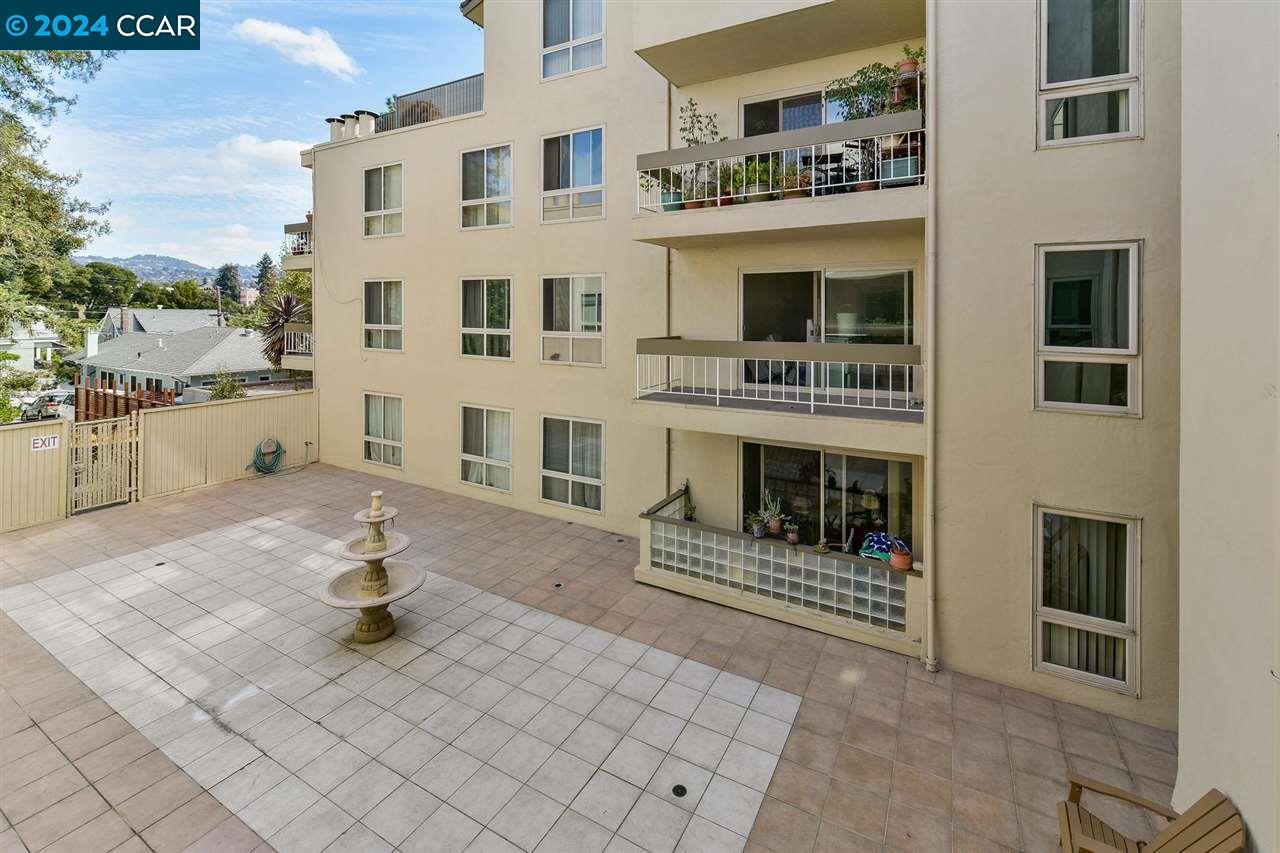 Detail Gallery Image 32 of 36 For 66 Fairmount Ave #219,  Oakland,  CA 94611 - 2 Beds | 2 Baths