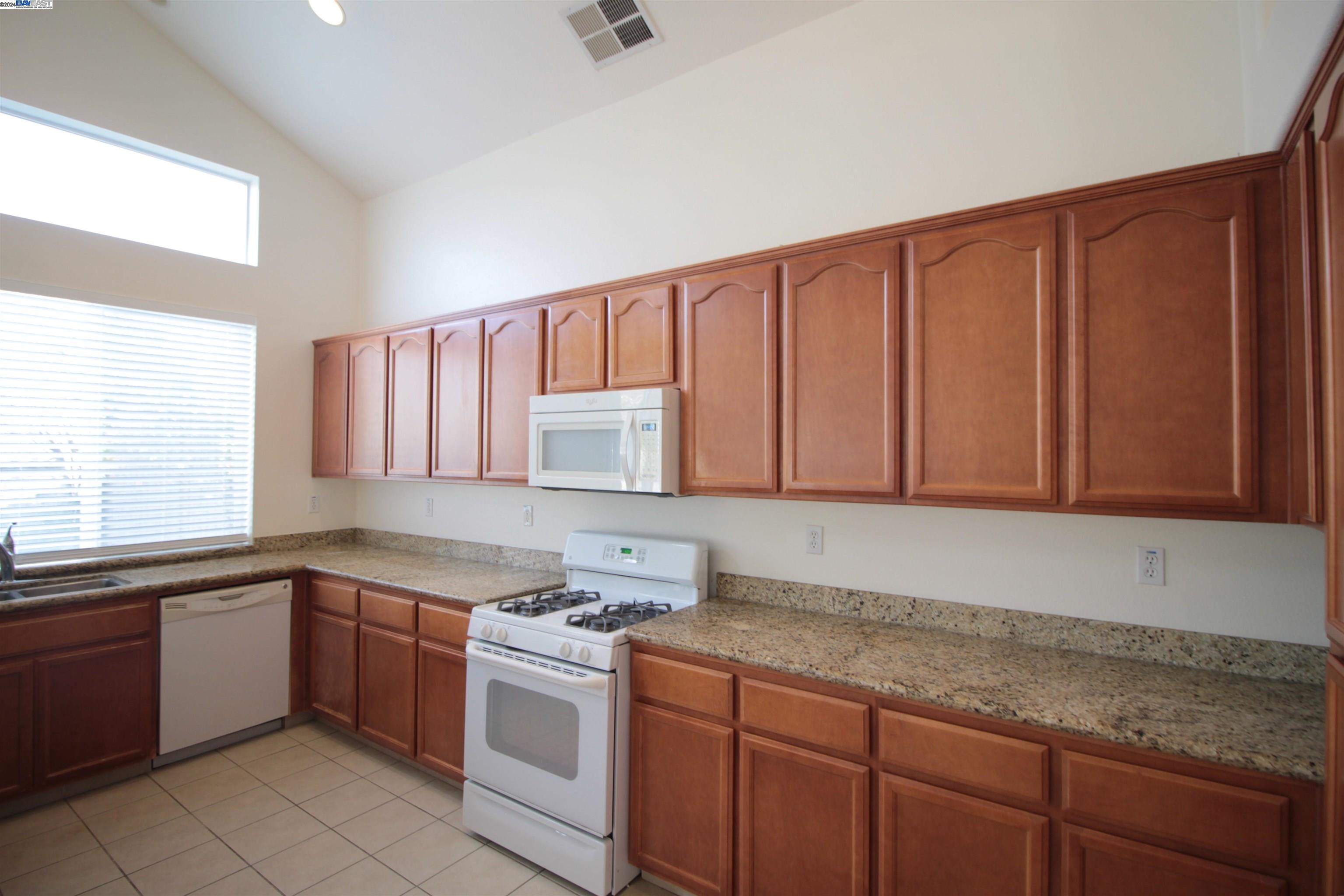 Detail Gallery Image 21 of 36 For 4618 Stern Dr, Merced,  CA 95348 - 4 Beds | 2/1 Baths