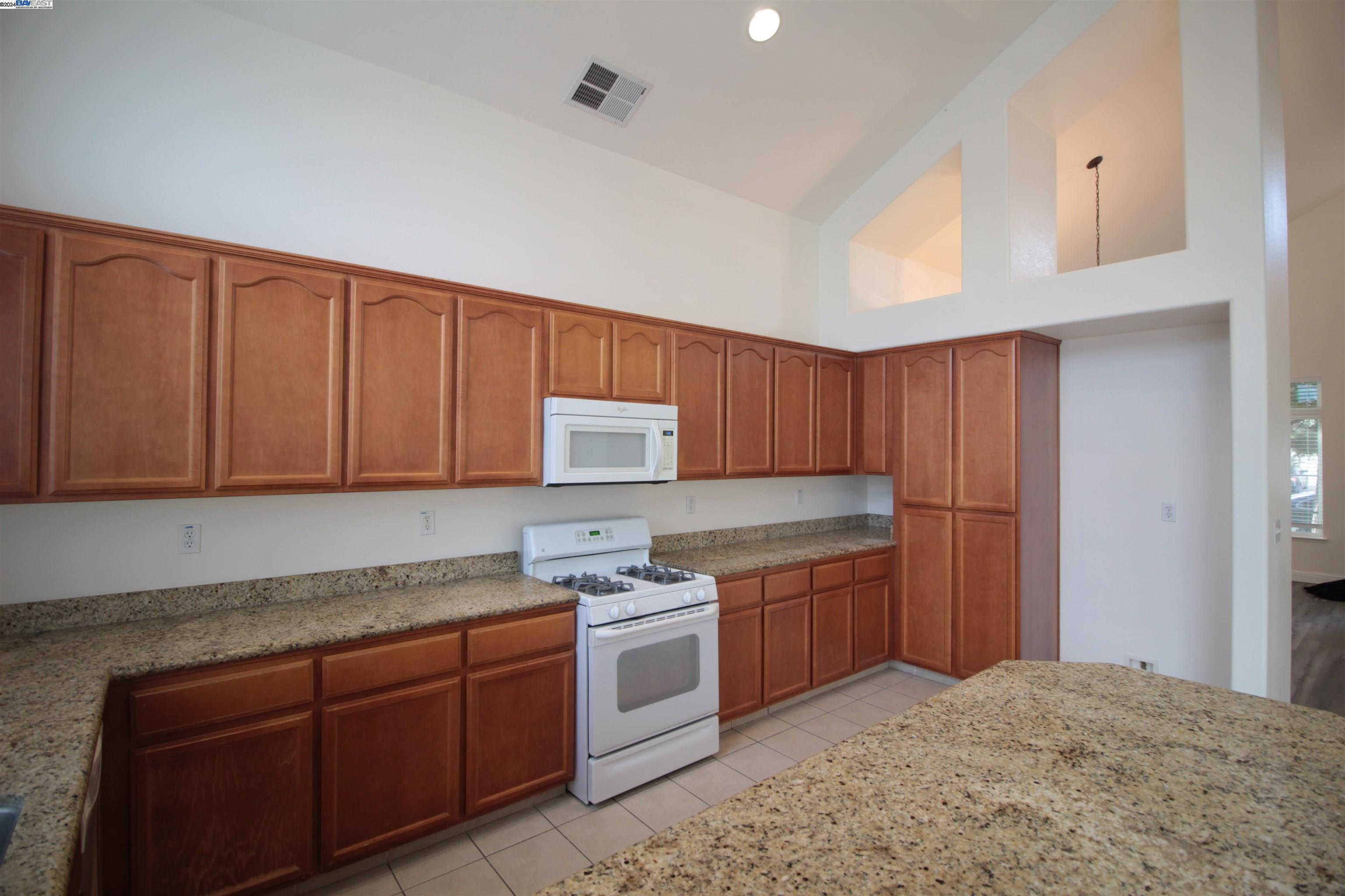 Detail Gallery Image 22 of 36 For 4618 Stern Dr, Merced,  CA 95348 - 4 Beds | 2/1 Baths
