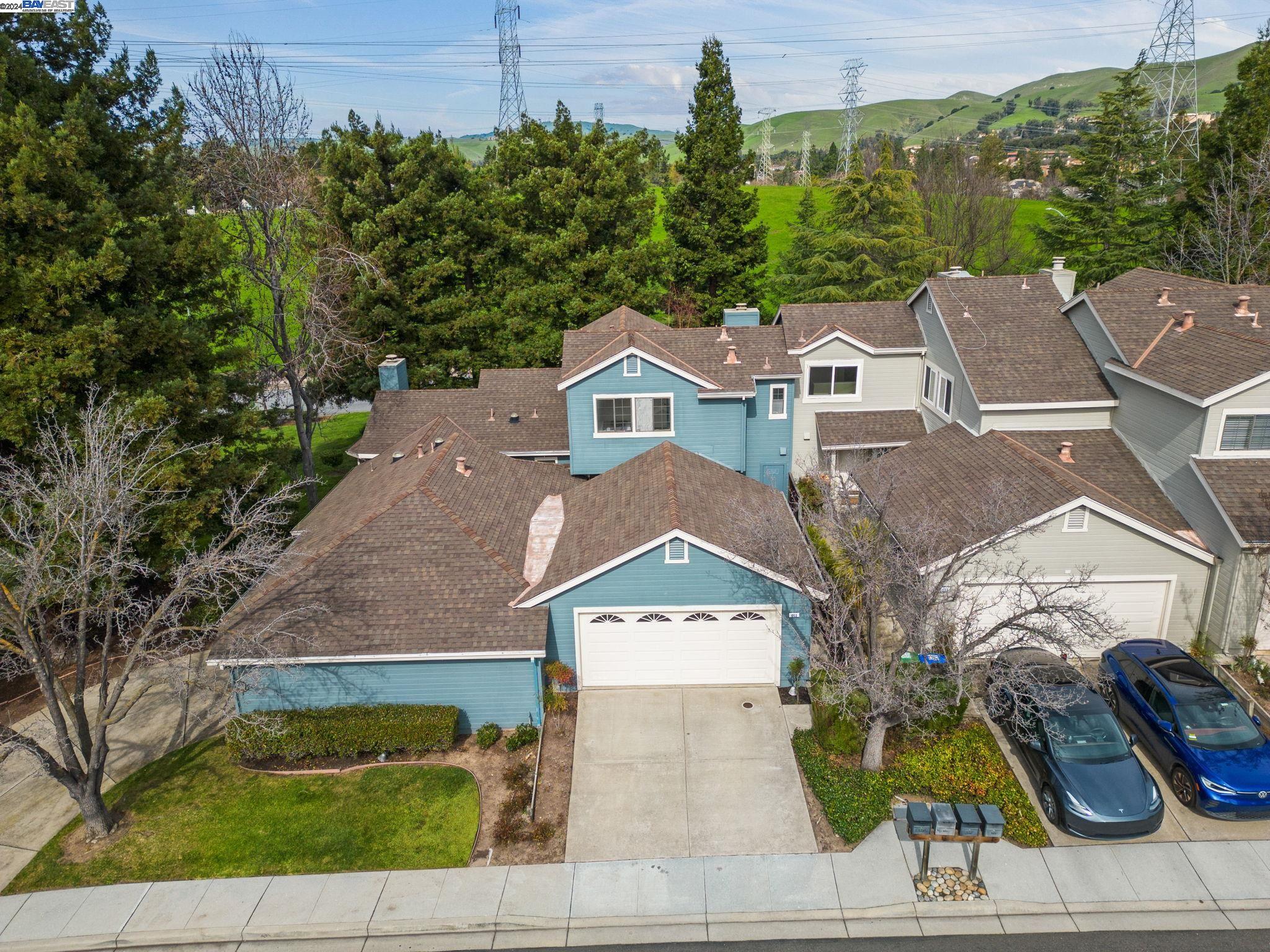 Detail Gallery Image 1 of 1 For 663 Praderia Cir, Fremont,  CA 94539 - 2 Beds | 2/1 Baths