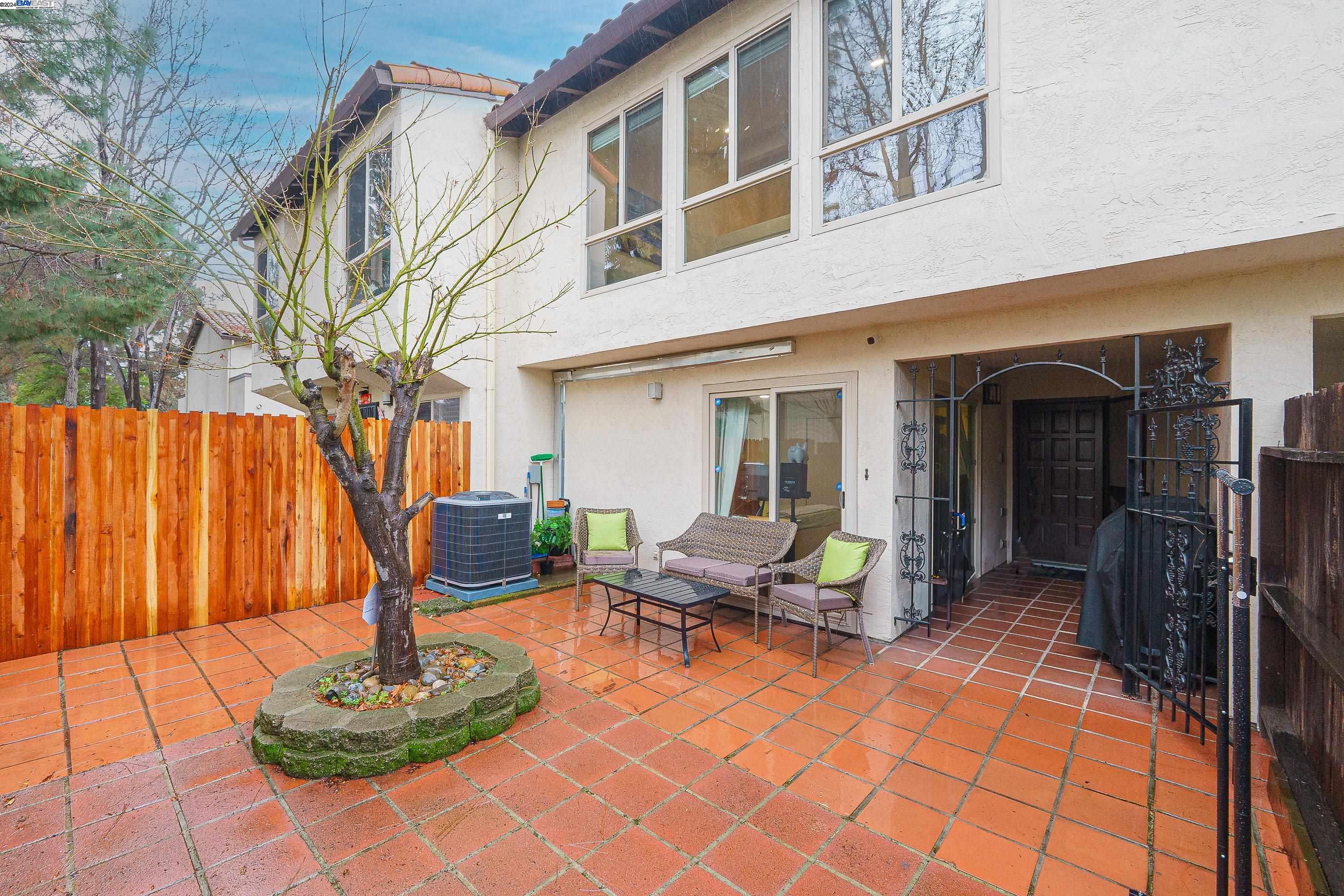 Photo #5: 41051342 Listing 