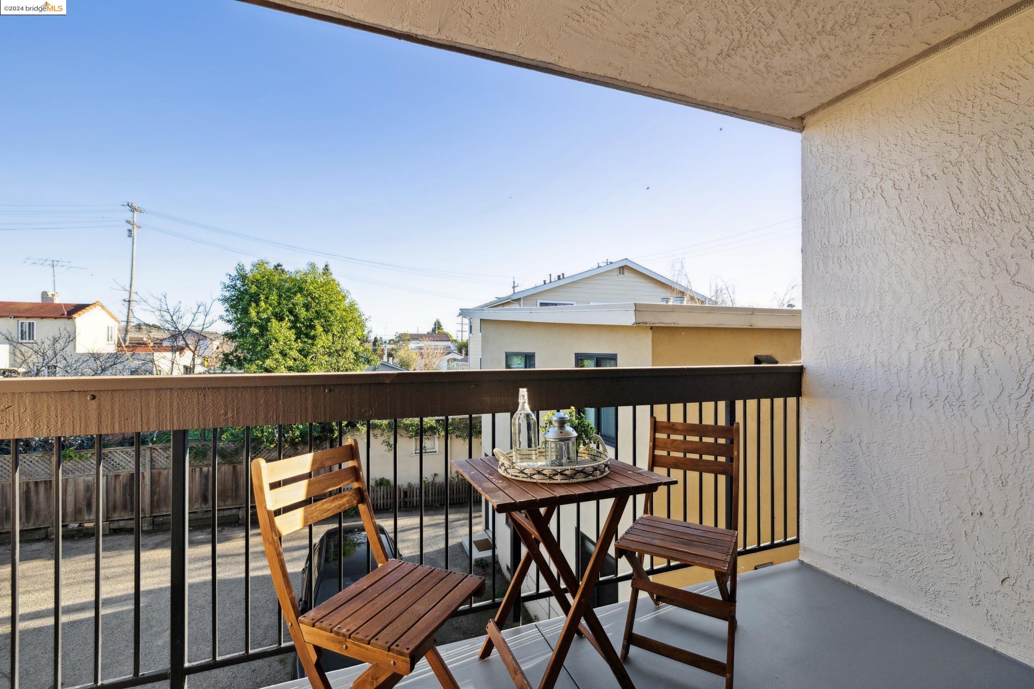 417 Evelyn Ave, #203, Albany, CA 94706 Listing Photo  21