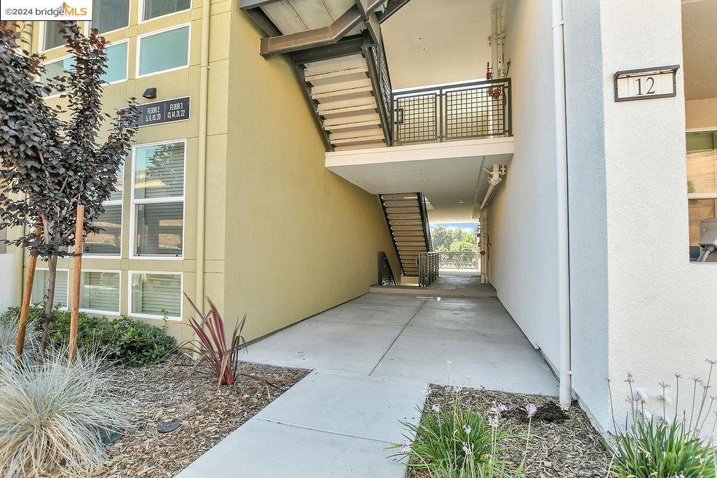 Detail Gallery Image 3 of 22 For 2400 Wildflower Station Pl #19,  Antioch,  CA 94531 - 2 Beds | 2 Baths