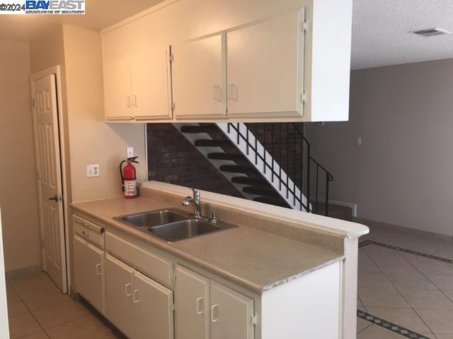 Detail Gallery Image 1 of 1 For 1206 Lemontree Ct #3,  Antioch,  CA 94509 - 2 Beds | 1 Baths