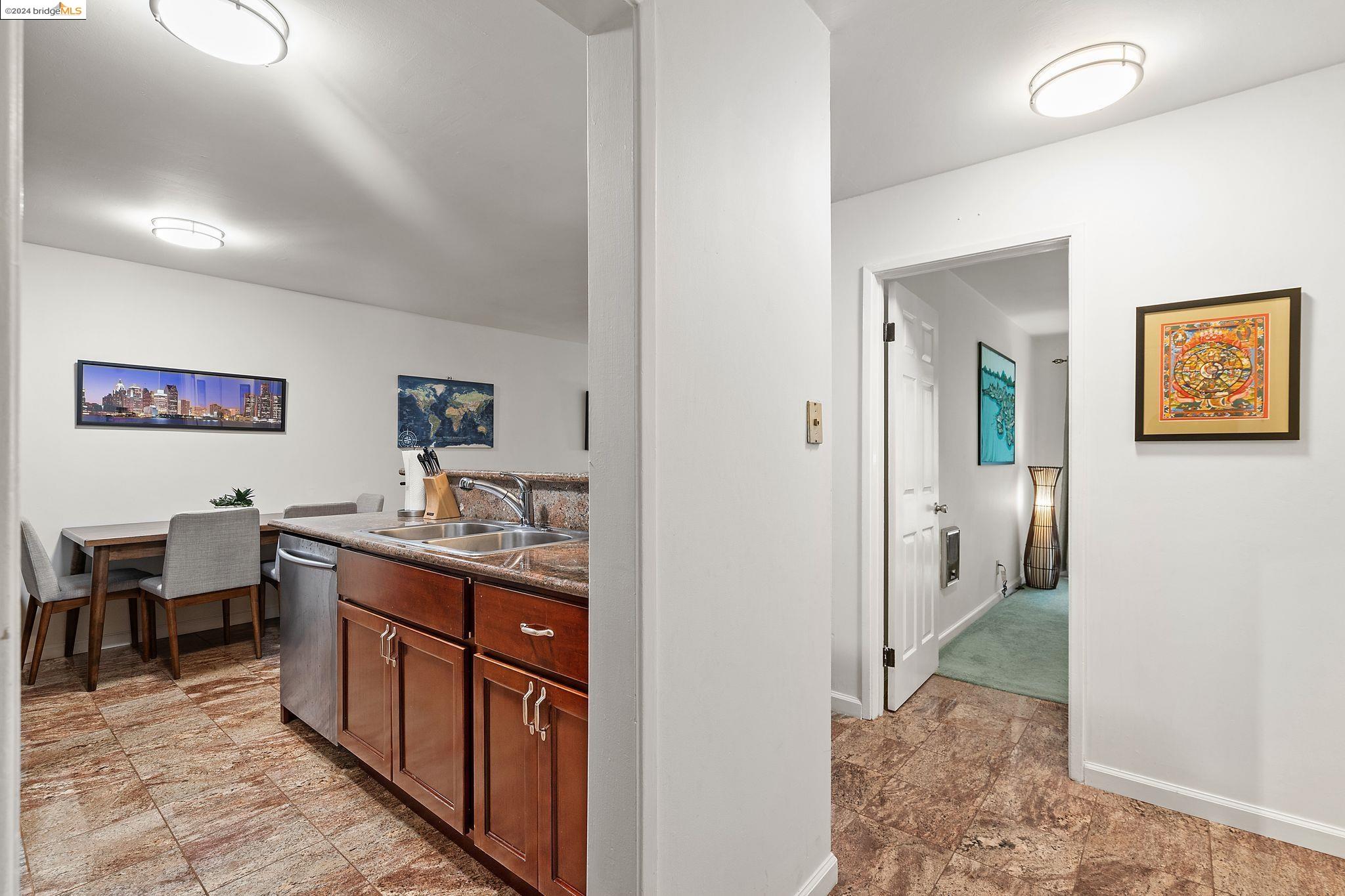 Detail Gallery Image 9 of 15 For 199 Montecito Ave #106,  Oakland,  CA 94610 - 1 Beds | 1 Baths