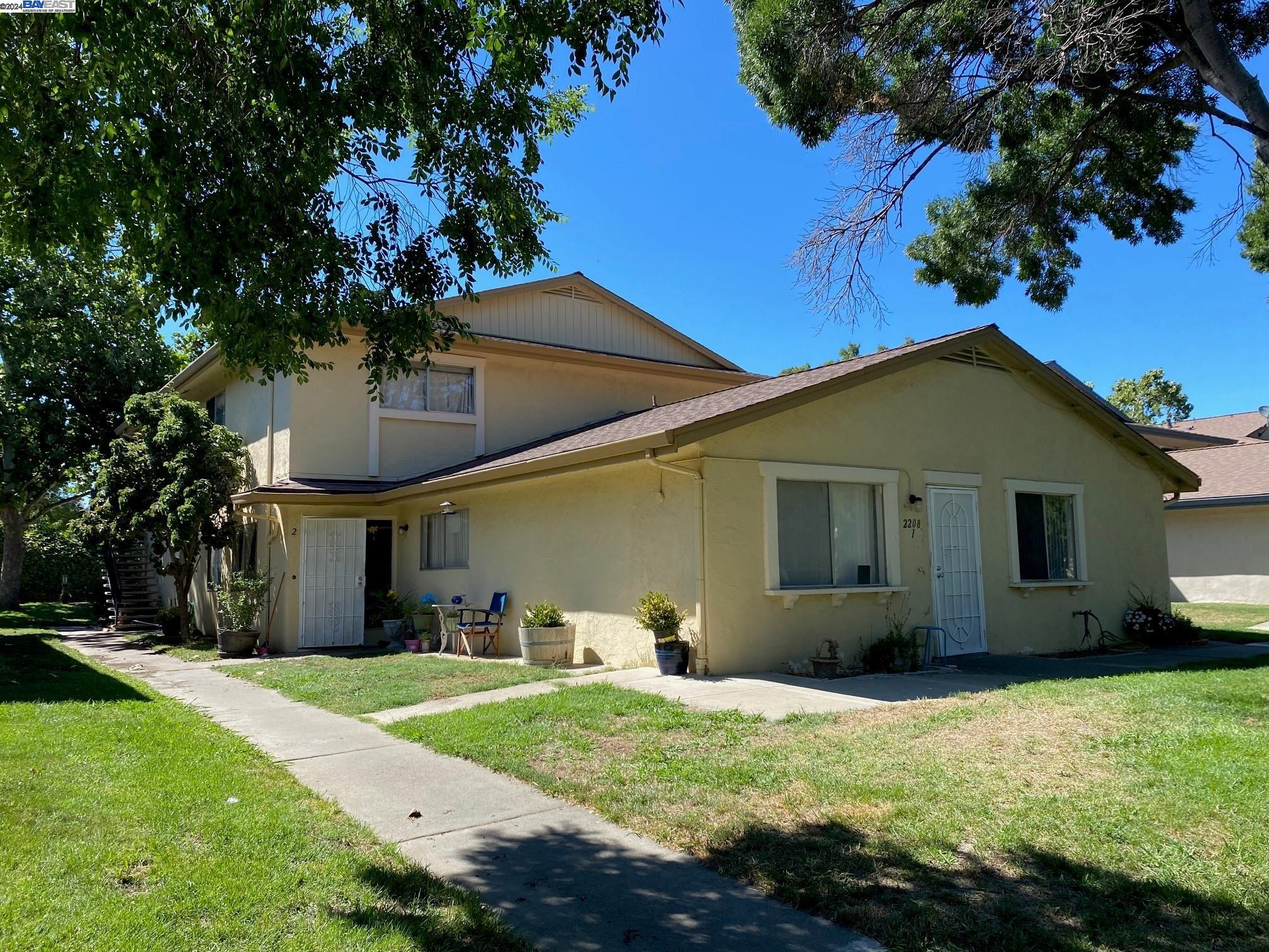 MLS: 41051566 Condo For Sale