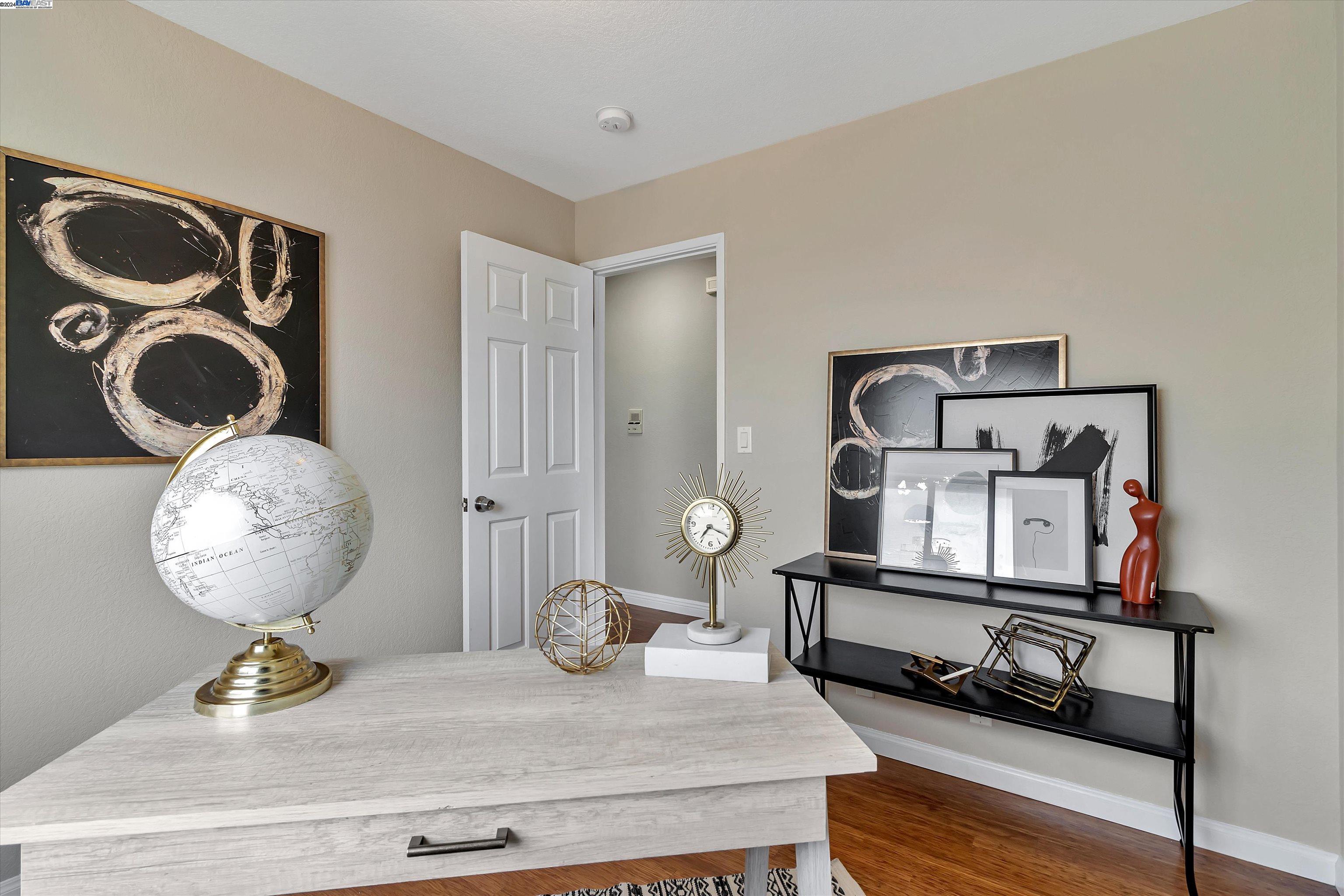 Detail Gallery Image 13 of 24 For 2401 Park Blvd #7,  Oakland,  CA 94606 - 3 Beds | 1/1 Baths