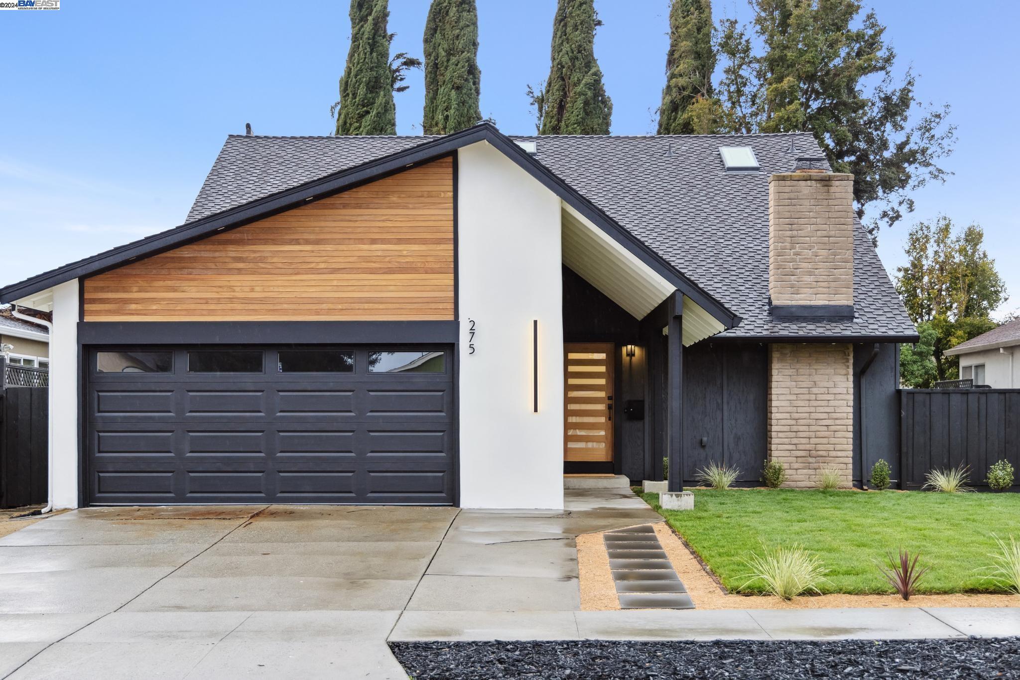 Detail Gallery Image 1 of 1 For 275 Clearpark Cir, San Jose,  CA 95136 - 4 Beds | 3/1 Baths