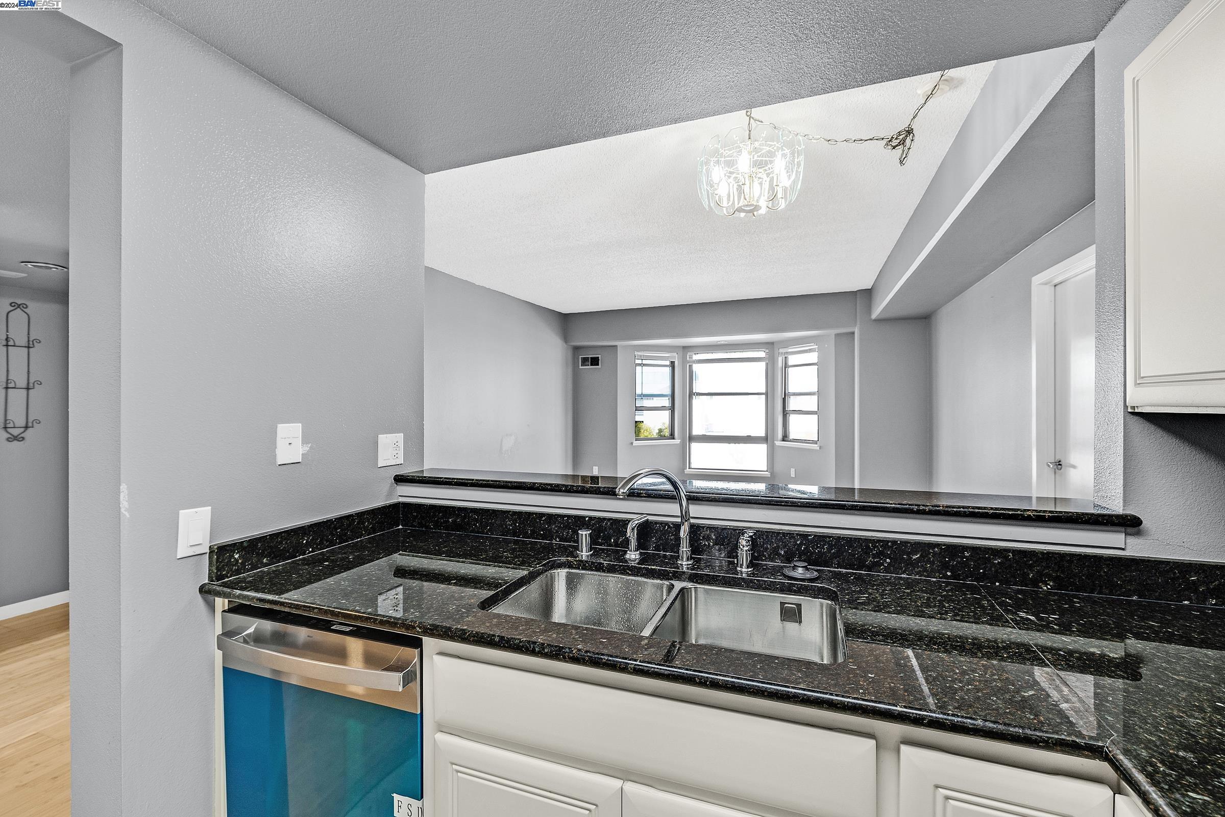 Photo #4: 41051618 Listing 