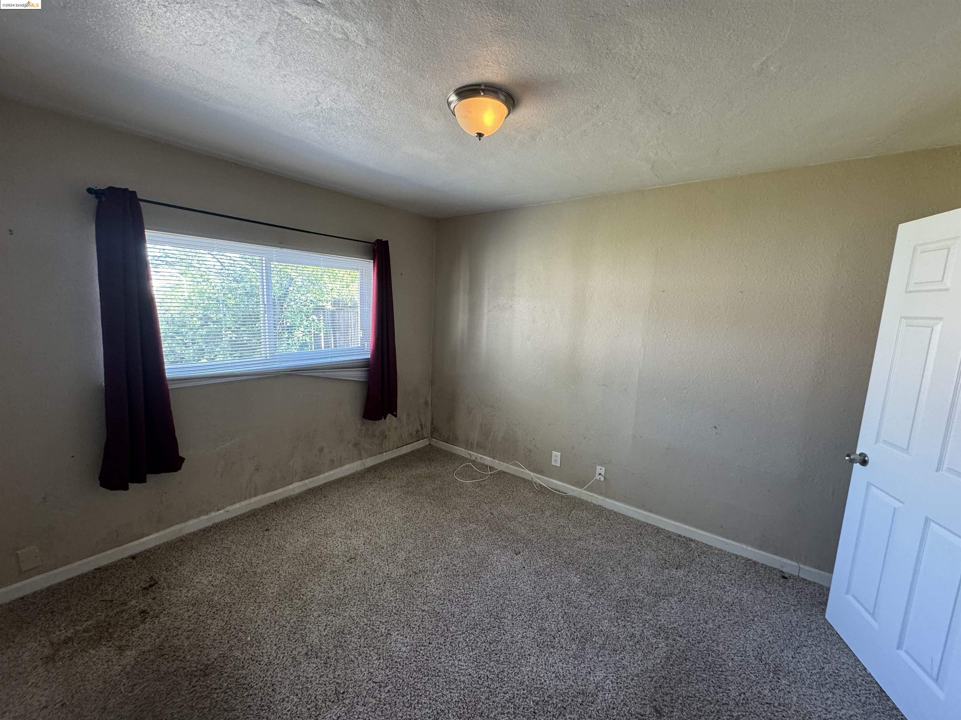 Detail Gallery Image 6 of 25 For 3904 Fell Street, Sacramento,  CA 95838 - 2 Beds | 1 Baths