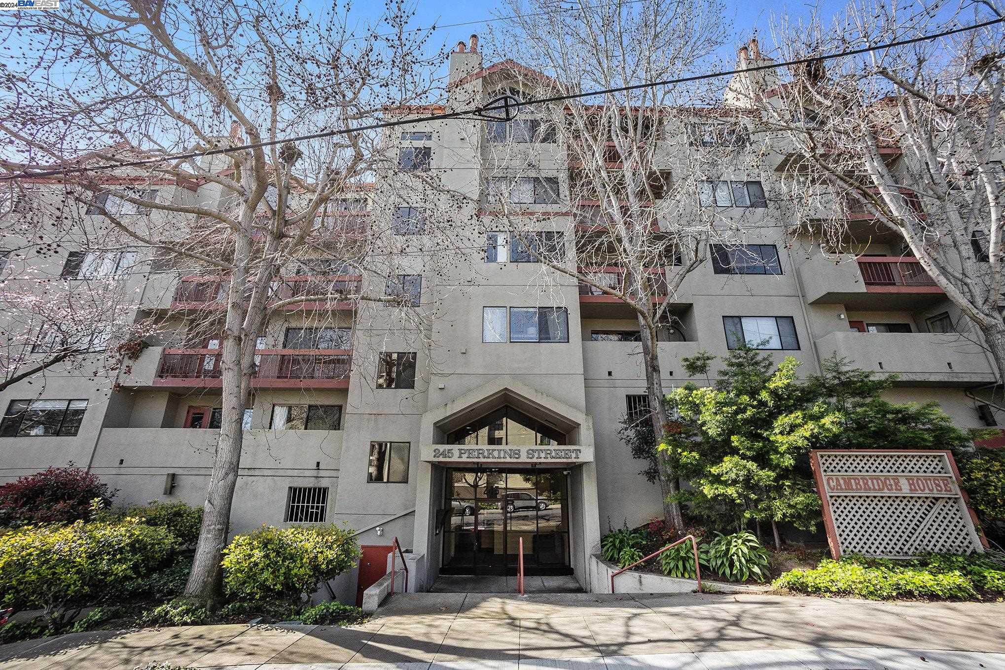 Detail Gallery Image 1 of 1 For 245 Perkins Street #405,  Oakland,  CA 94610 - 1 Beds | 1 Baths