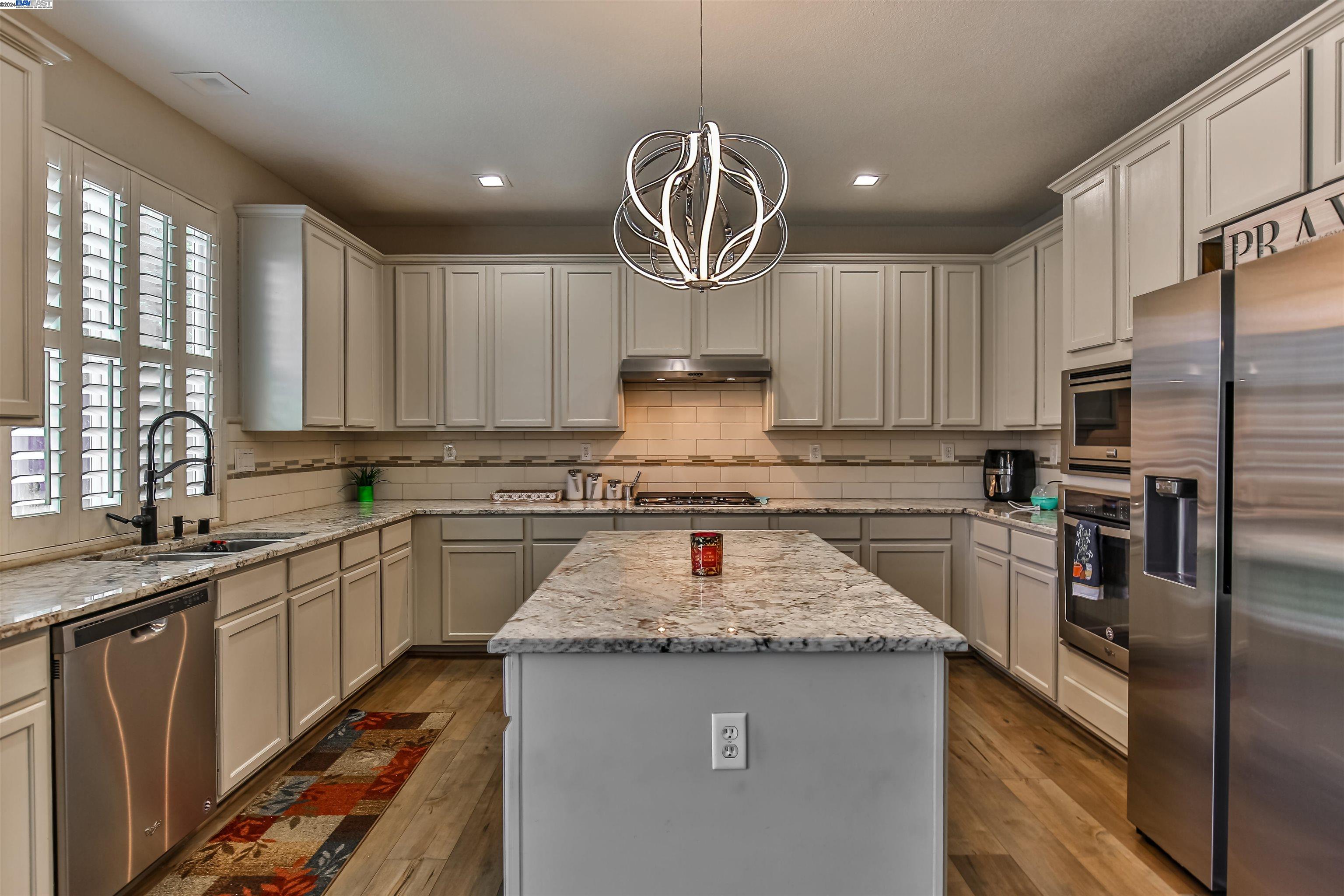 Detail Gallery Image 23 of 60 For 4108 Alexandria Ct, Modesto,  CA 95356 - 4 Beds | 2/1 Baths