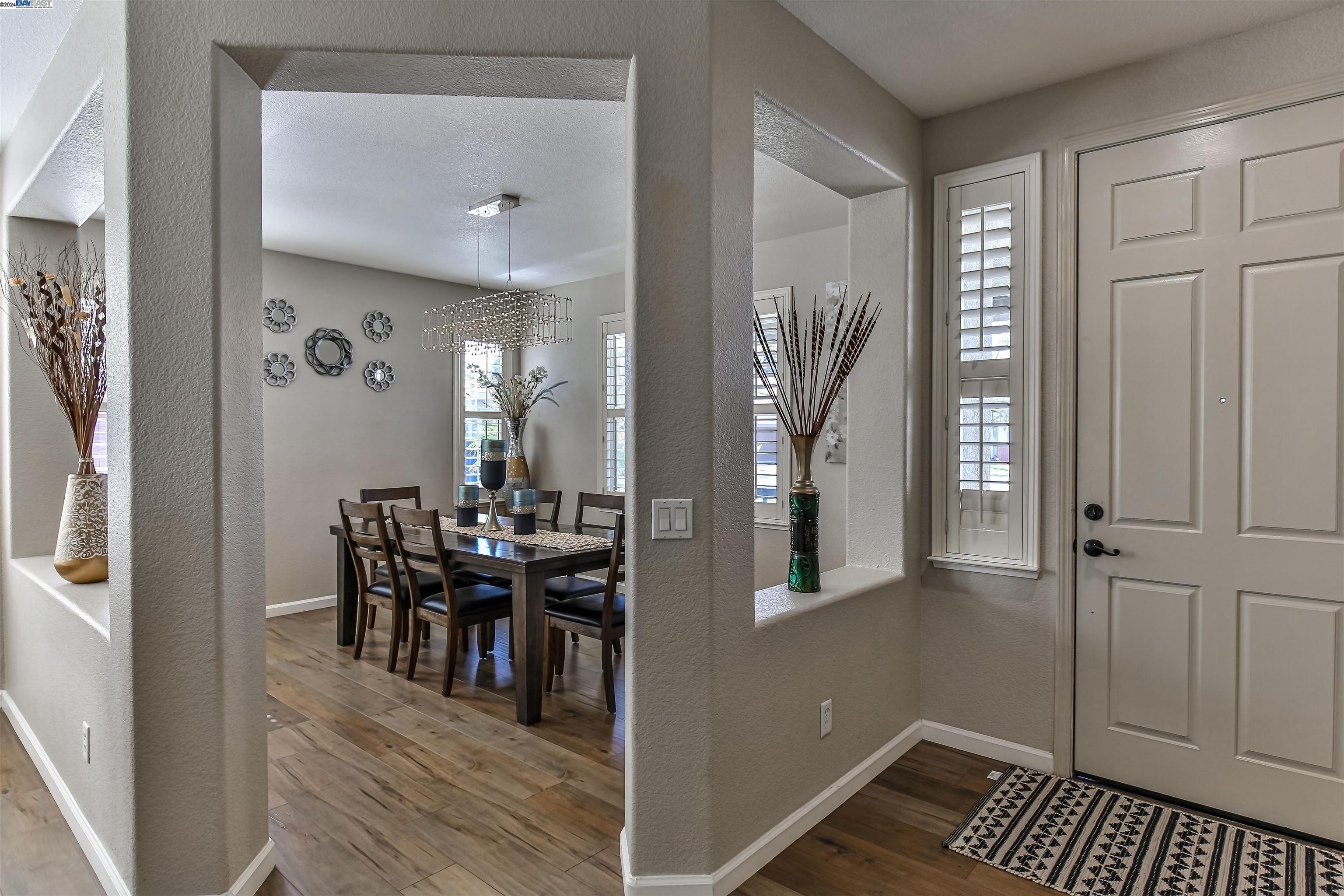 Detail Gallery Image 9 of 60 For 4108 Alexandria Ct, Modesto,  CA 95356 - 4 Beds | 2/1 Baths