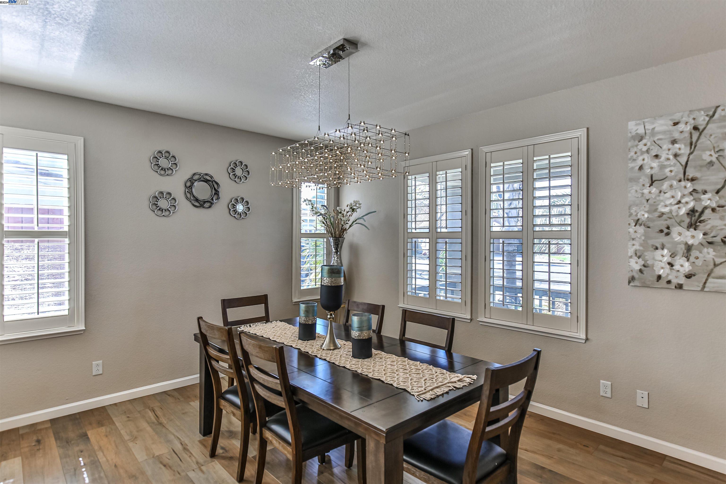Detail Gallery Image 10 of 60 For 4108 Alexandria Ct, Modesto,  CA 95356 - 4 Beds | 2/1 Baths