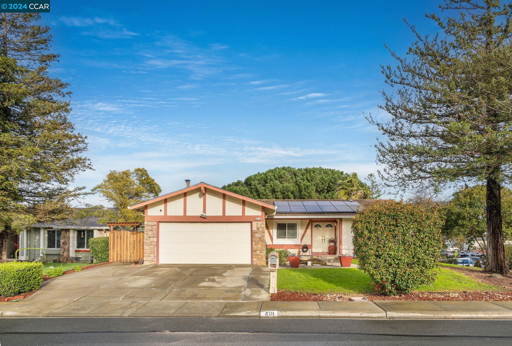 Detail Gallery Image 1 of 1 For 4311 Suzanne Dr, Pittsburg,  CA 94565 - 3 Beds | 2/1 Baths