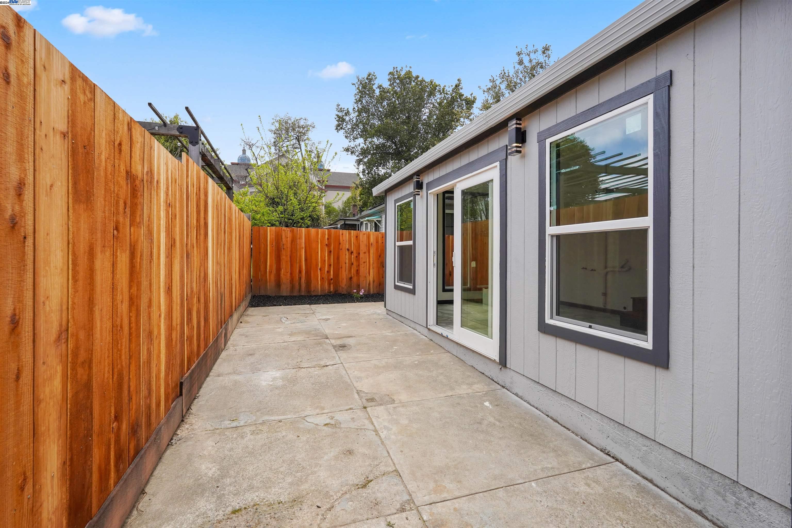 Detail Gallery Image 23 of 26 For 1241 D St, Hayward,  CA 94541 - 3 Beds | 2 Baths