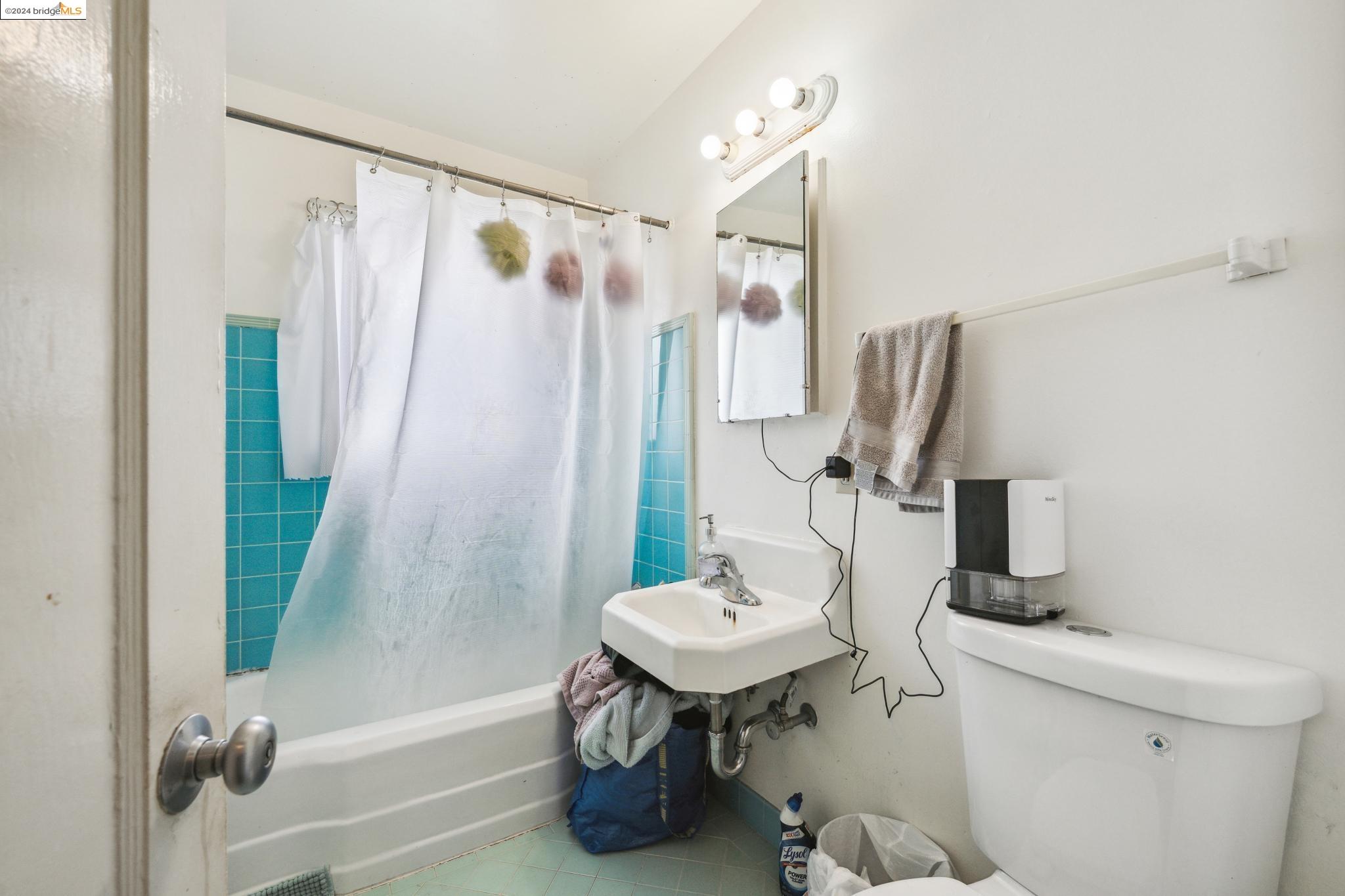 Detail Gallery Image 22 of 33 For 1246 Liberty St, El Cerrito,  CA 94530 - – Beds | – Baths