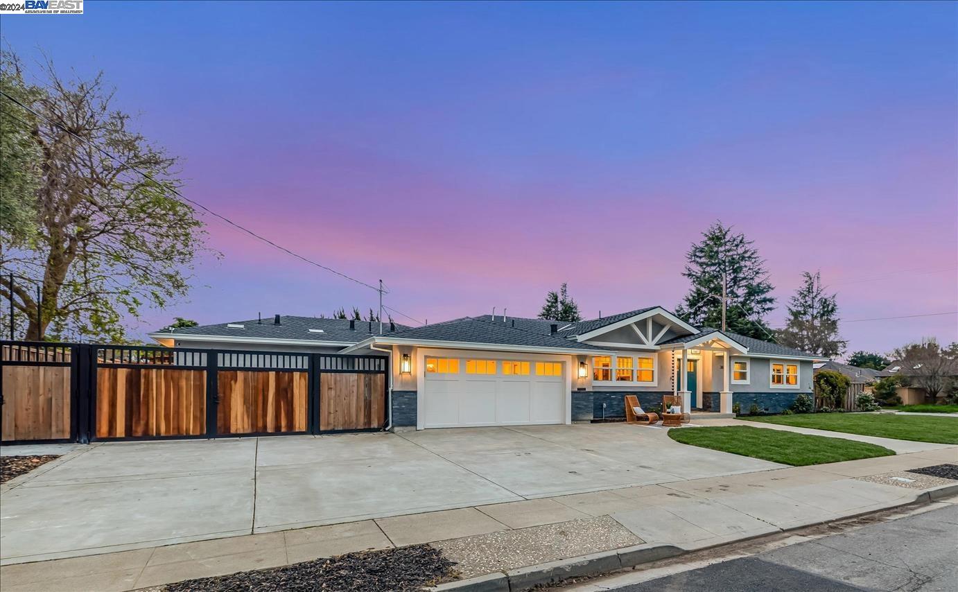 Detail Gallery Image 1 of 1 For 38331 Glenview Dr, Fremont,  CA 94536 - 4 Beds | 3 Baths