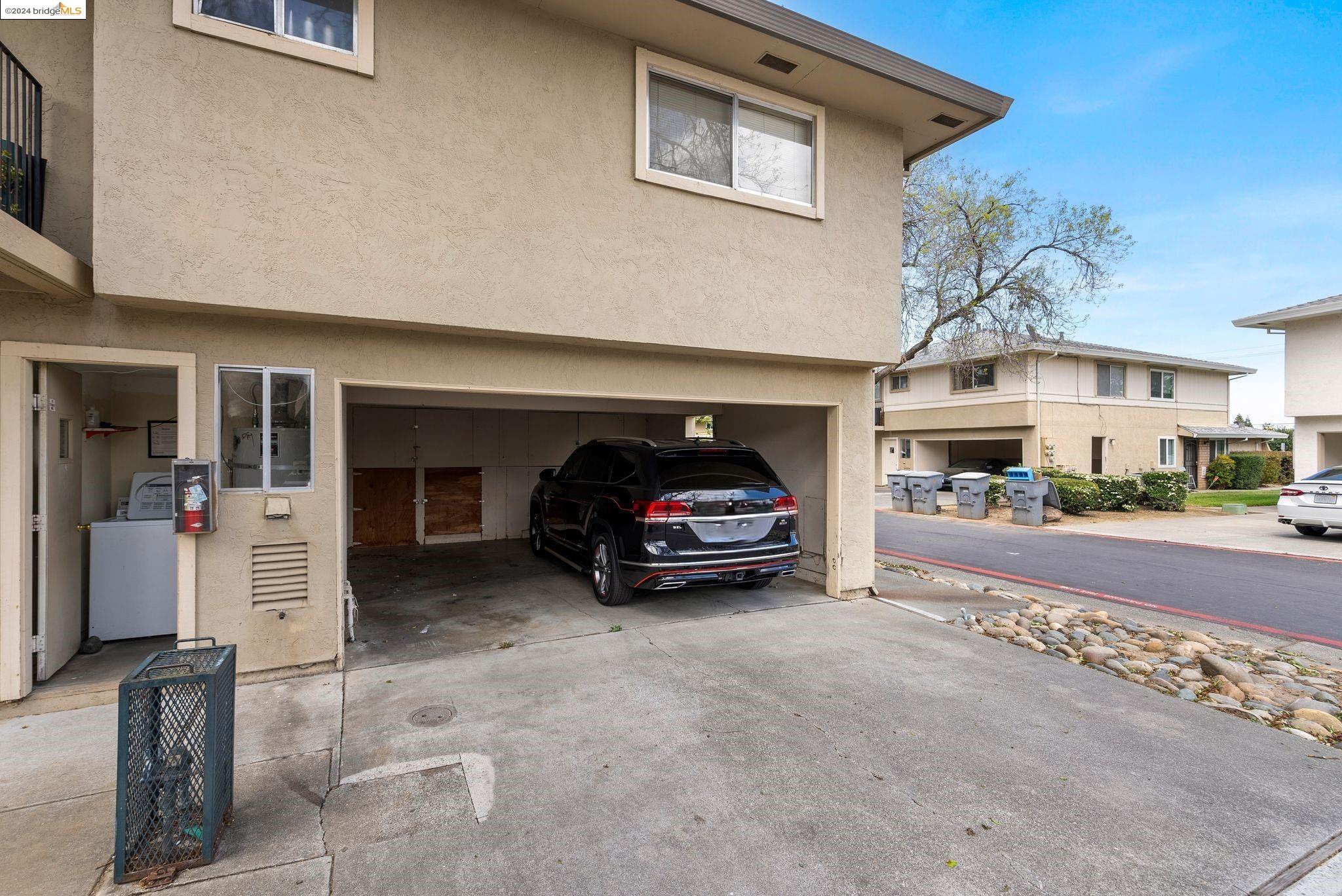 Detail Gallery Image 2 of 29 For 1956 Southwood Dr #3,  Vacaville,  CA 95687 - 2 Beds | 1 Baths