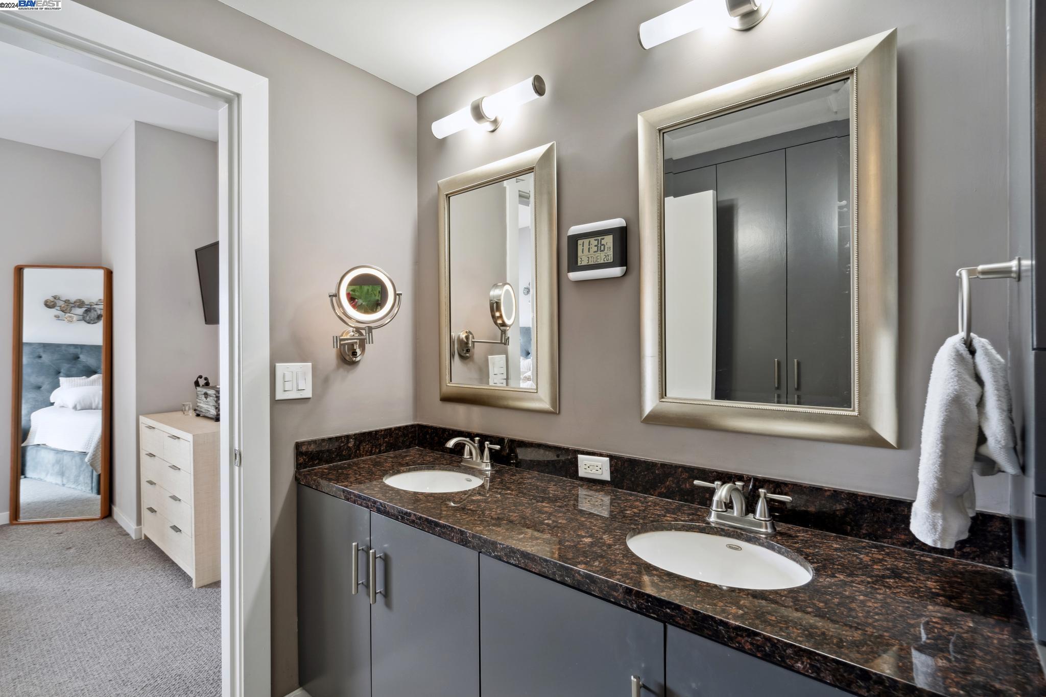 Detail Gallery Image 16 of 44 For 222 Broadway #1313,  Oakland,  CA 94607 - 2 Beds | 2 Baths